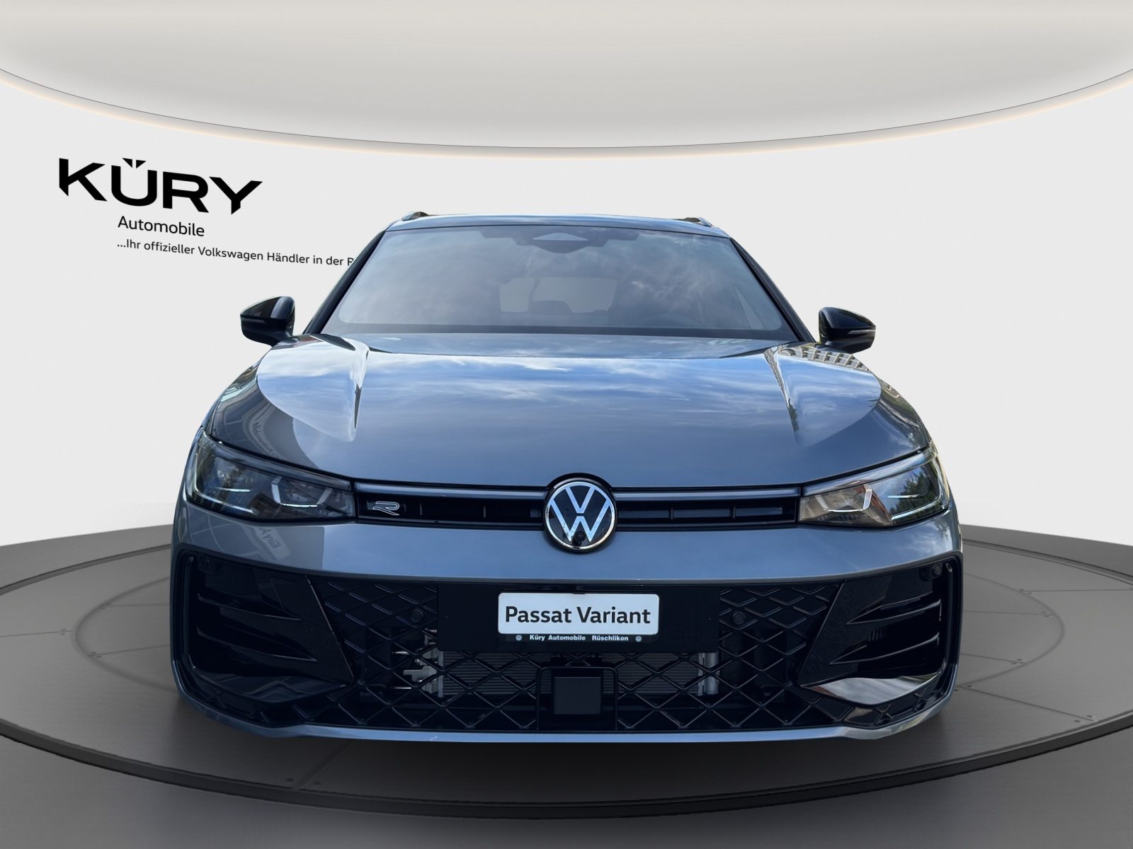 VW Passat Variant NF R-Line, Petrol, Ex-demonstrator, Automatic - 2