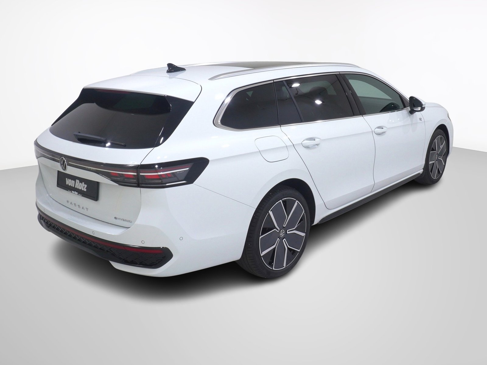 VW Passat Variant 1.5 TSI Plug-in-Hybrid R-Line, Hybride Rechargeable Essence/Électricité, Voiture de démonstration, Automatique - 6