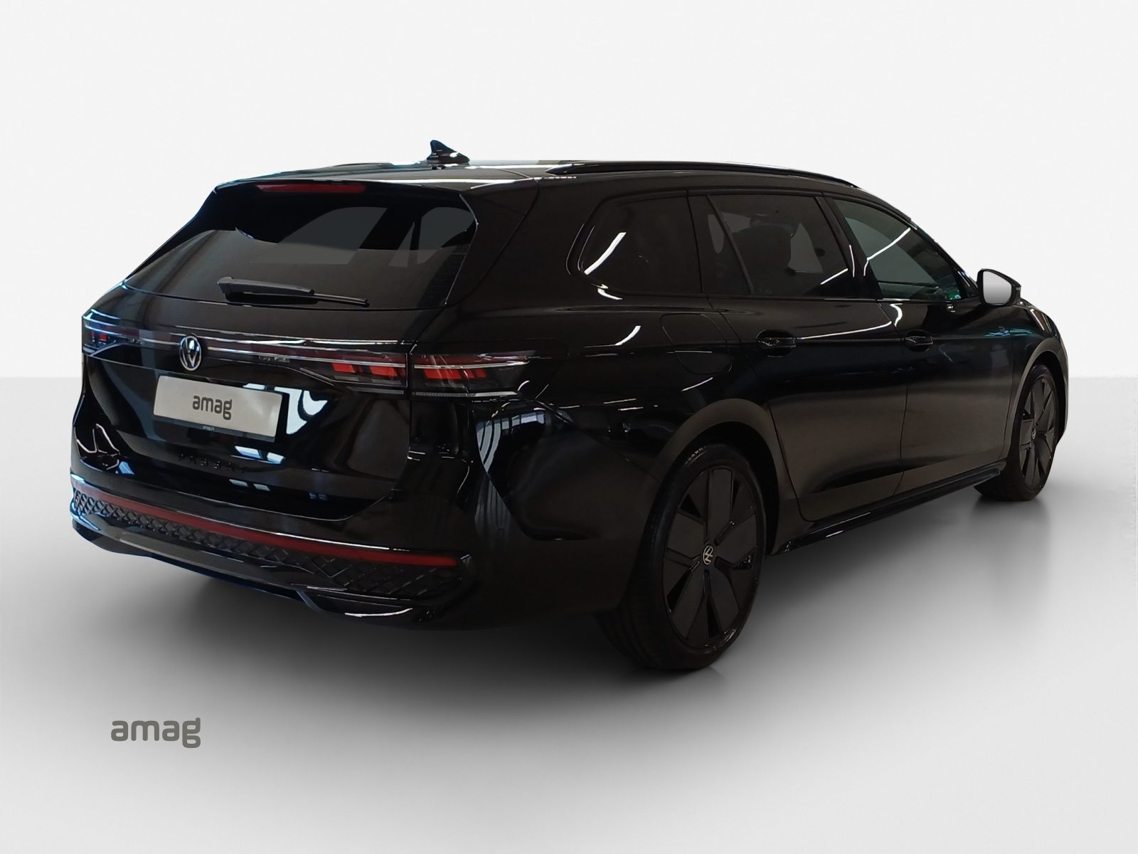 VW Passat Variant R-Line, Petrol, Ex-demonstrator, Automatic - 5
