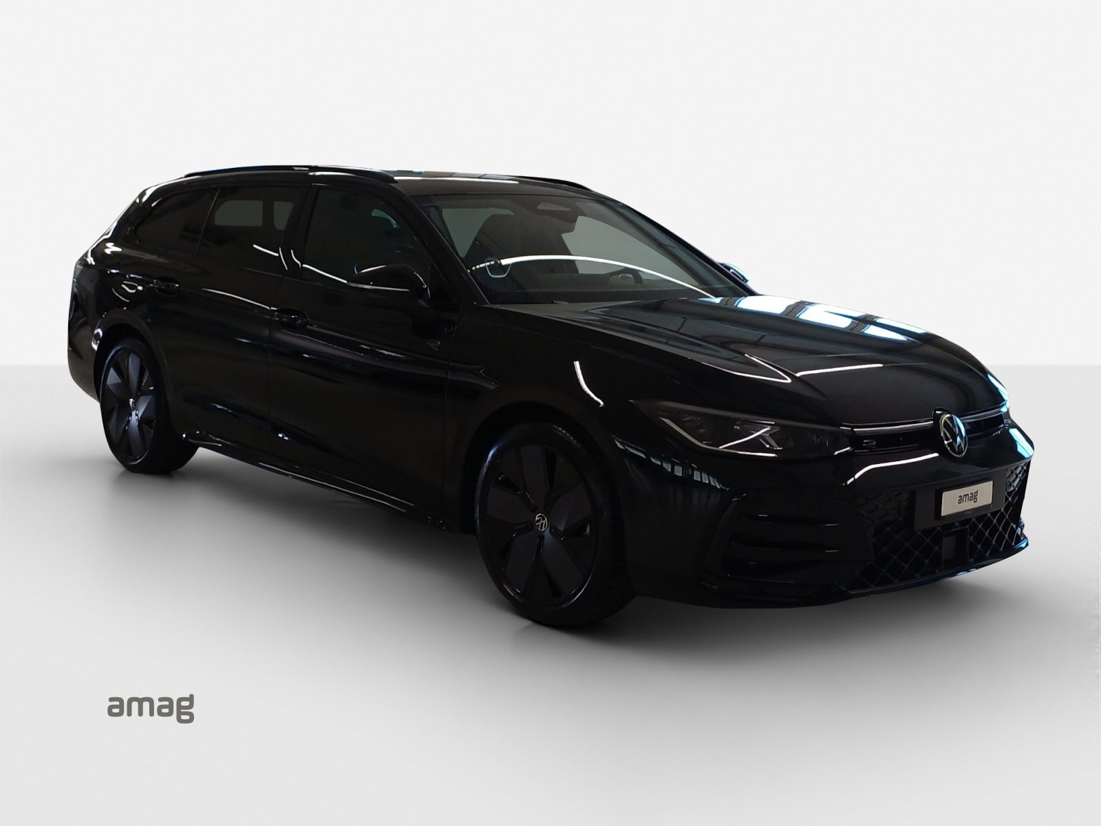 VW Passat Variant R-Line, Petrol, Ex-demonstrator, Automatic - 6