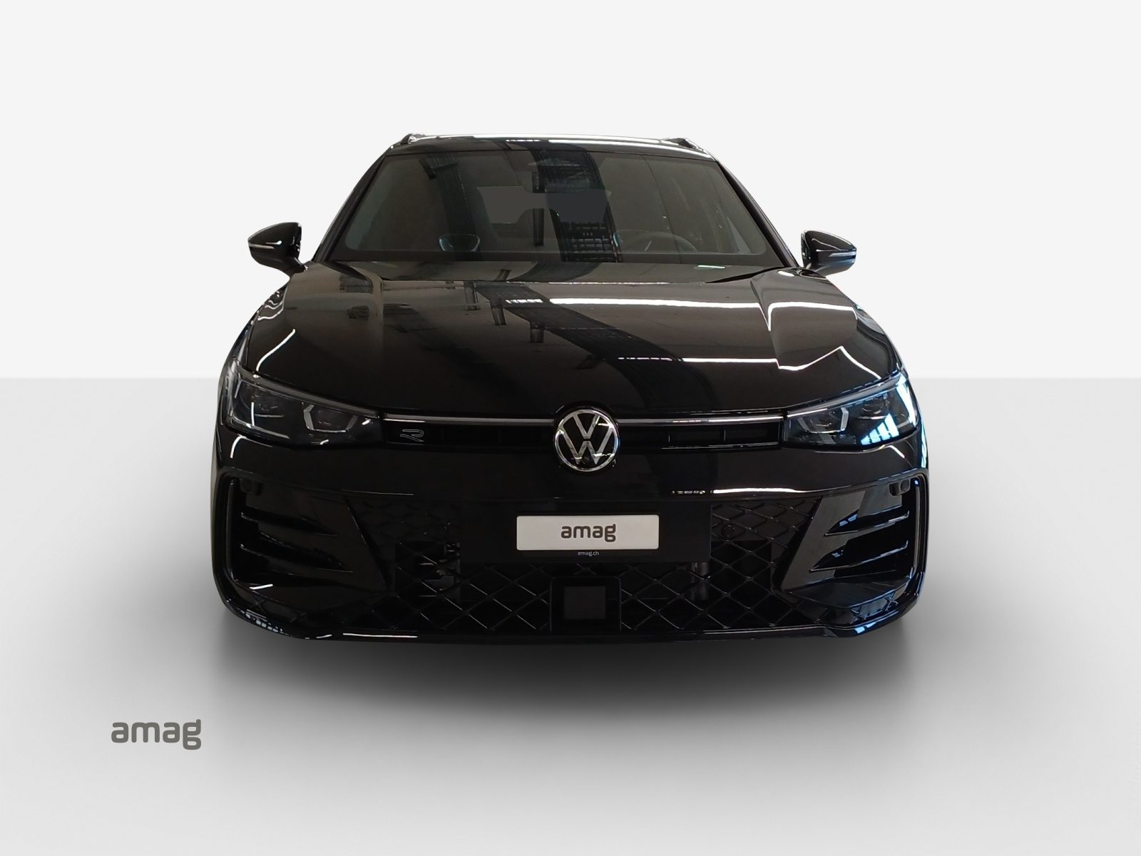 VW Passat Variant R-Line, Petrol, Ex-demonstrator, Automatic - 7