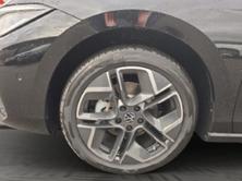 VW Passat Variant NF Elegance, Diesel, Ex-demonstrator, Automatic - 7