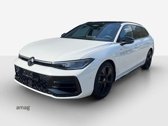 VW Passat Variant NF R-Line, Essence, Voiture de démonstration, Automatique