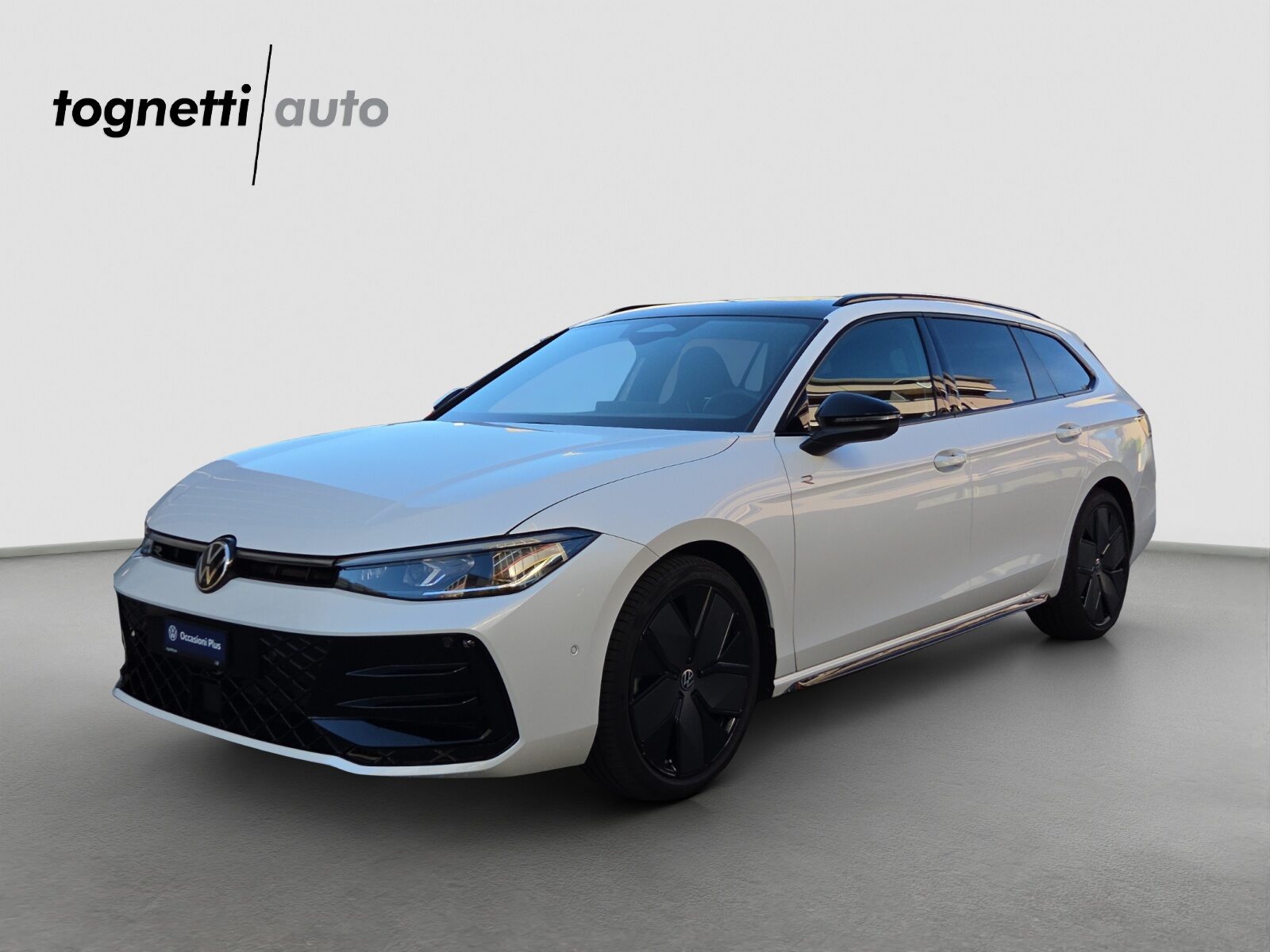 VW Passat Variant R-Line