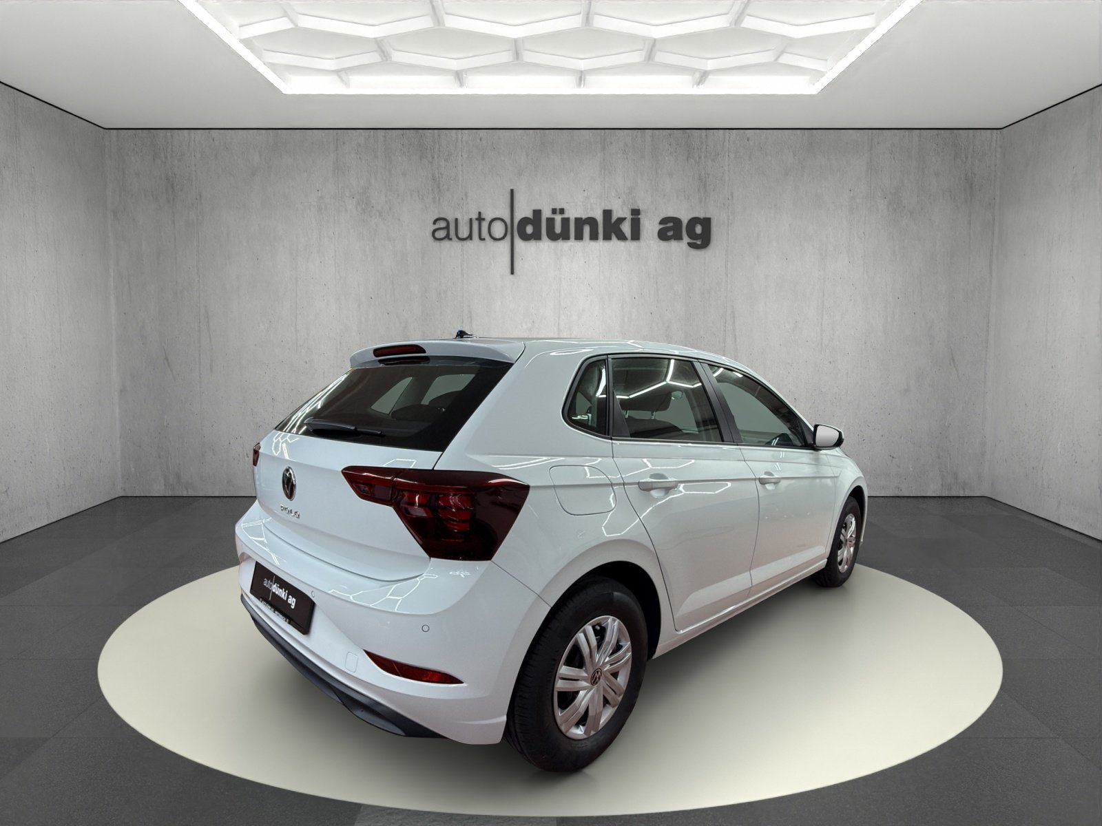 VW Polo 1.0 TSI Basis, Petrol, New car, Manual - 3