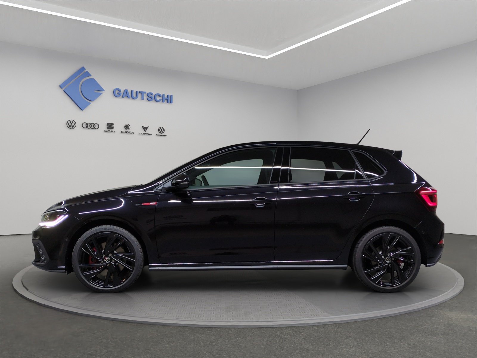 VW Polo 2.0 TSI GTI DSG, Benzin, Neuwagen, Automatik - 2