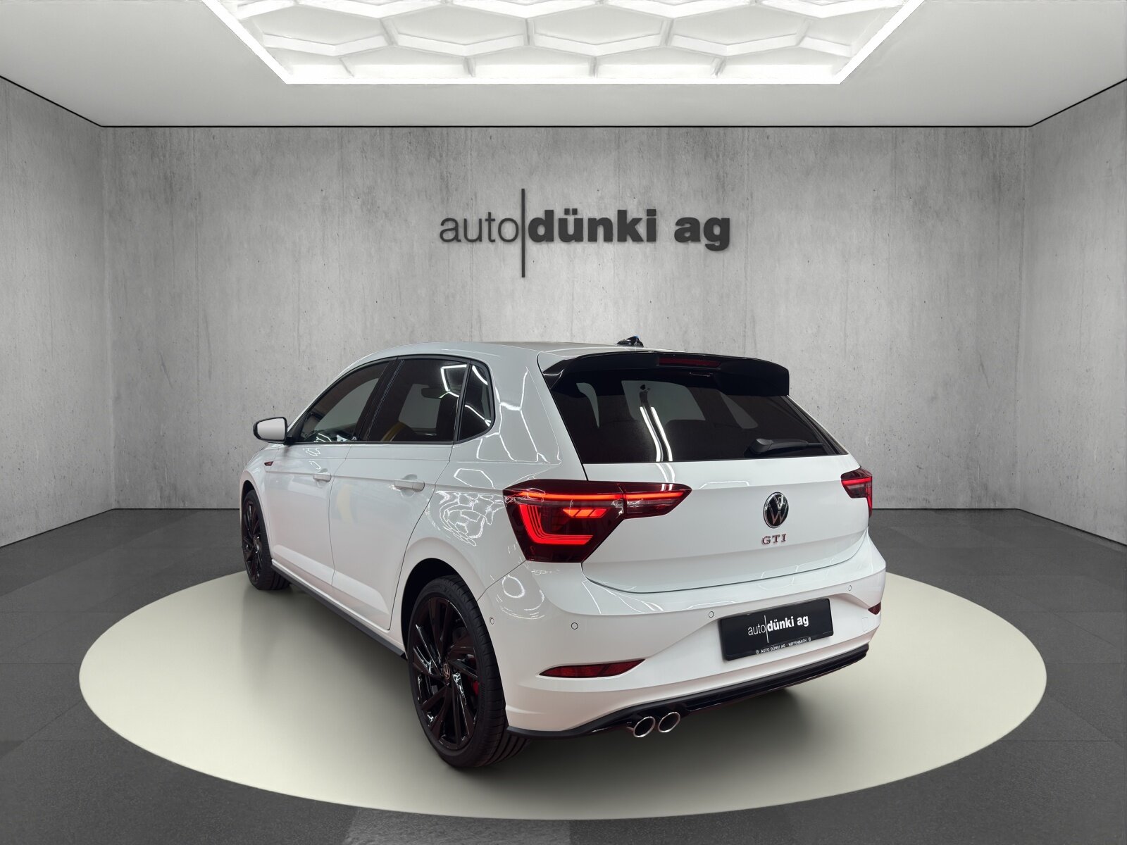 VW Polo 2.0 TSI GTI DSG, Benzin, Neuwagen, Automatik - 2