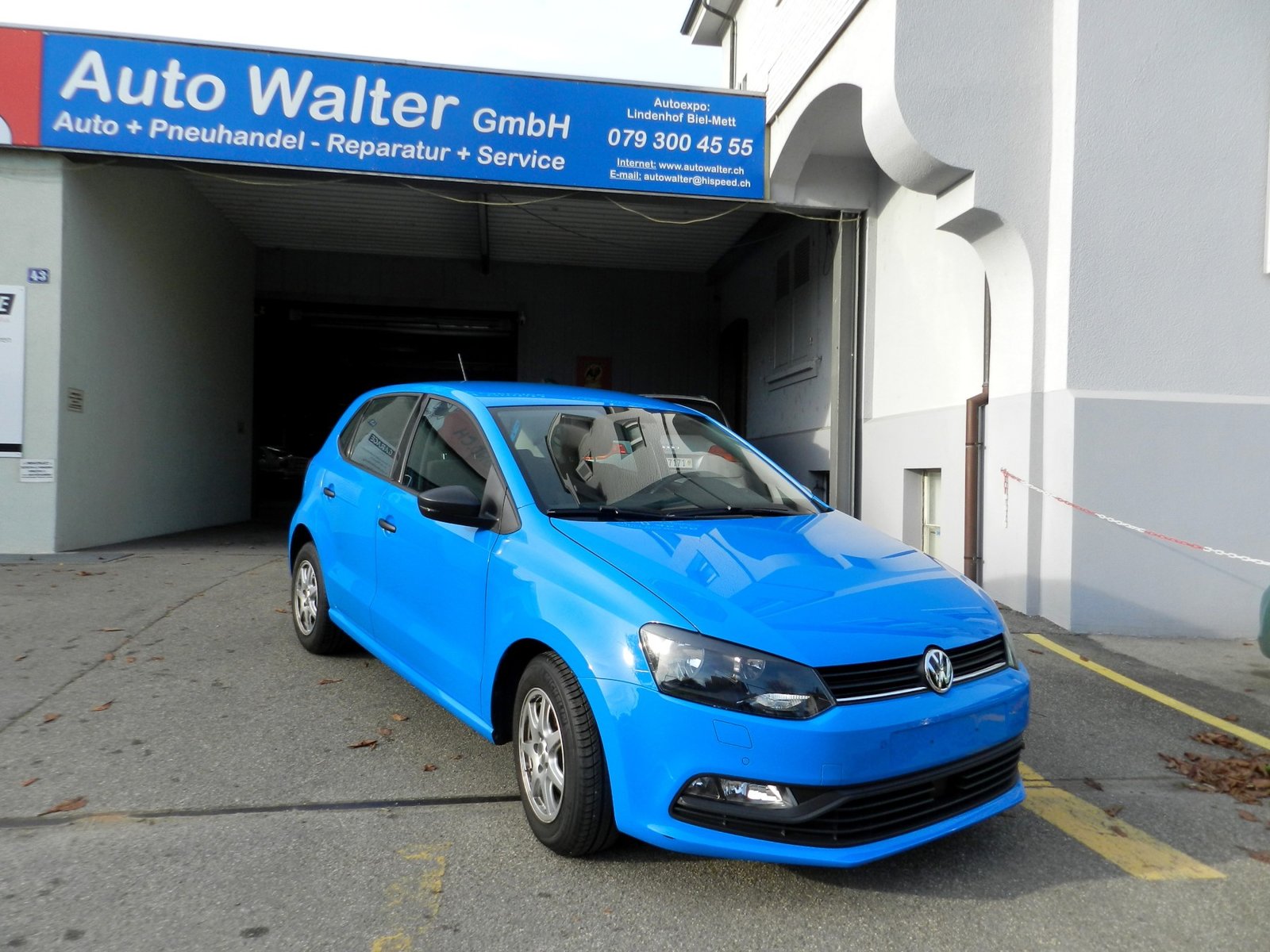 VW Polo 1.2 TSI BMT Trendline, Petrol, Second hand / Used, Manual - 2