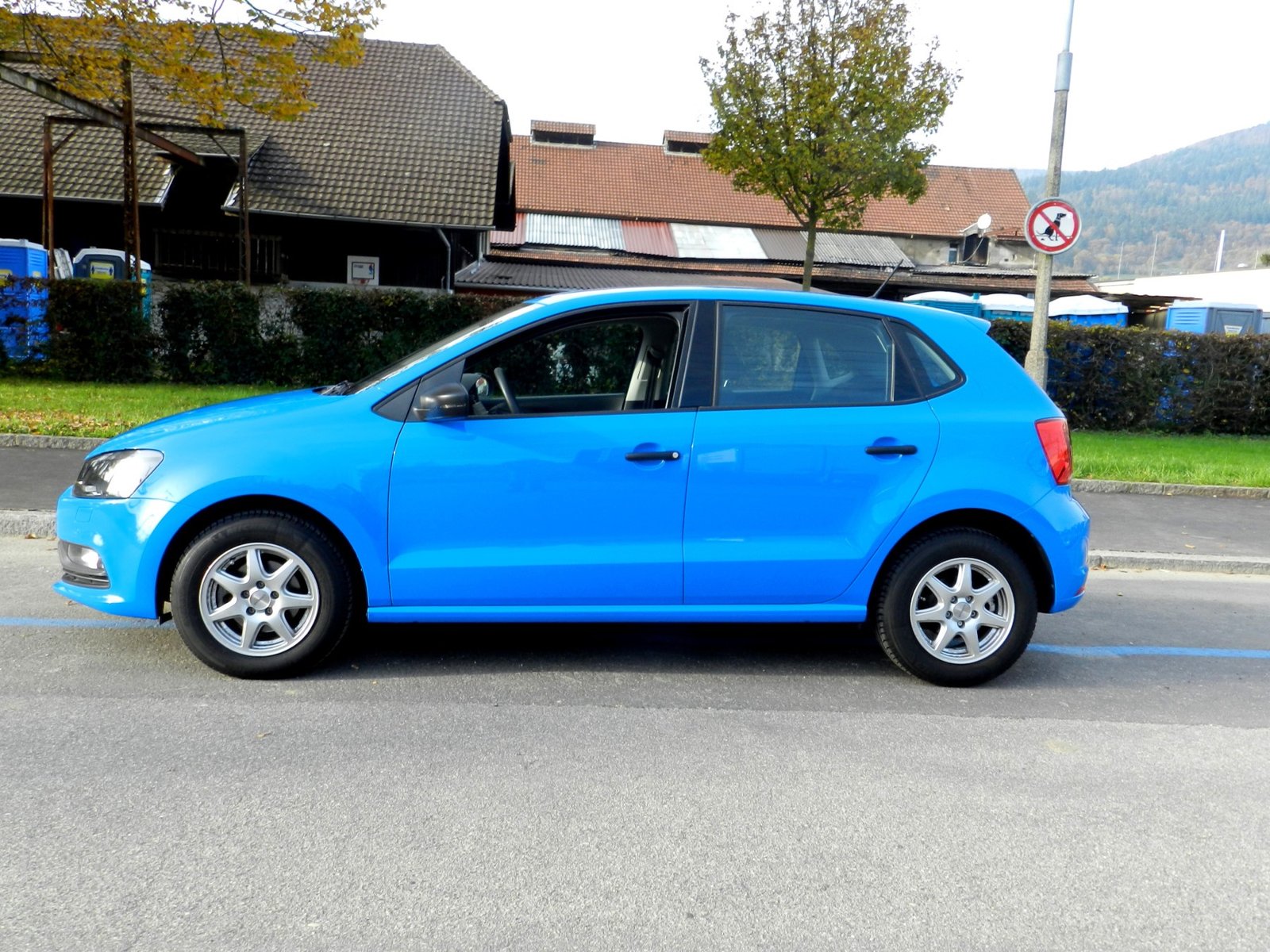 VW Polo 1.2 TSI BMT Trendline, Petrol, Second hand / Used, Manual - 3