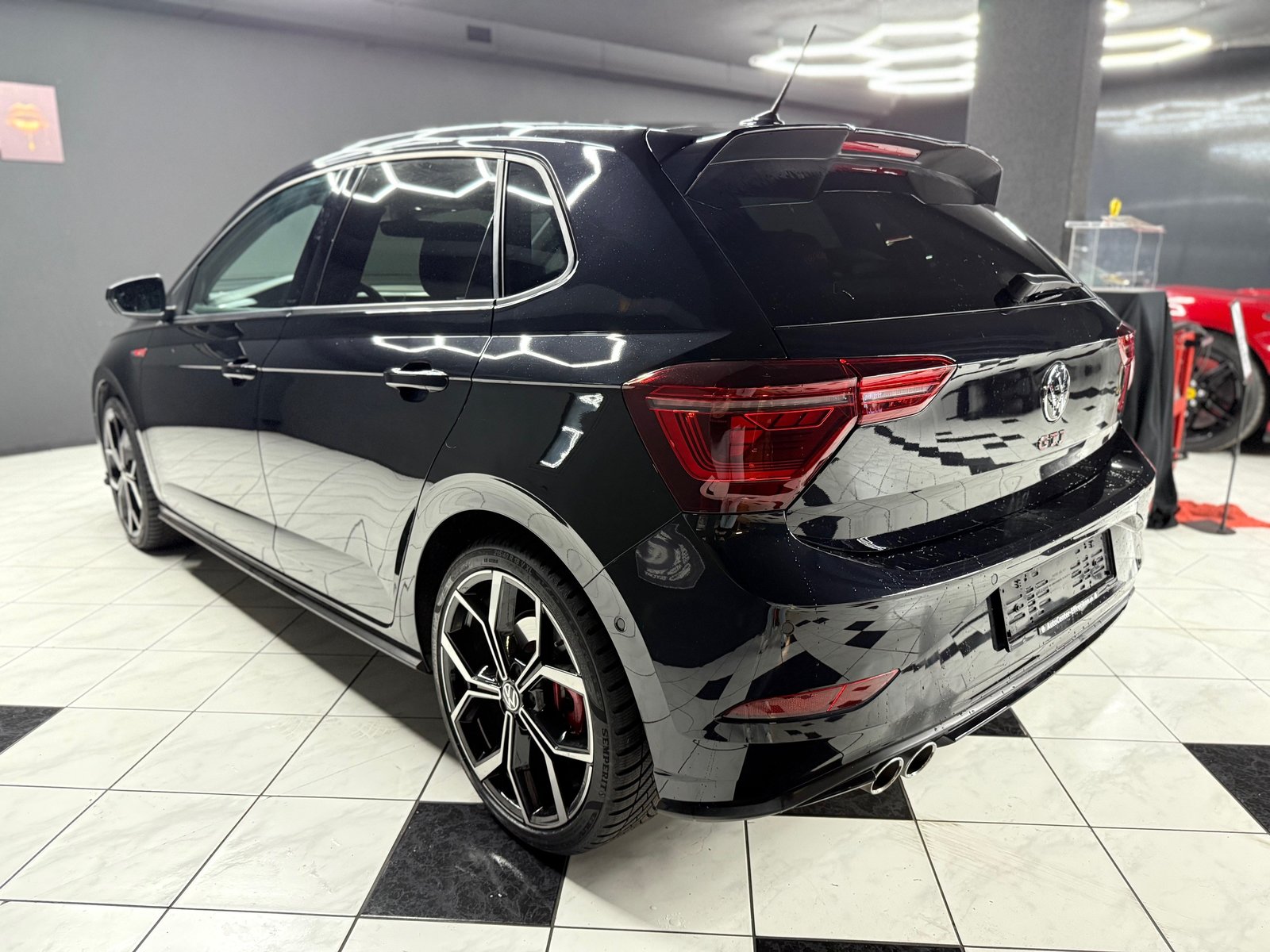 VW Polo 2.0 TSI GTI, Benzin, Occasion / Gebraucht, Automatik - 7