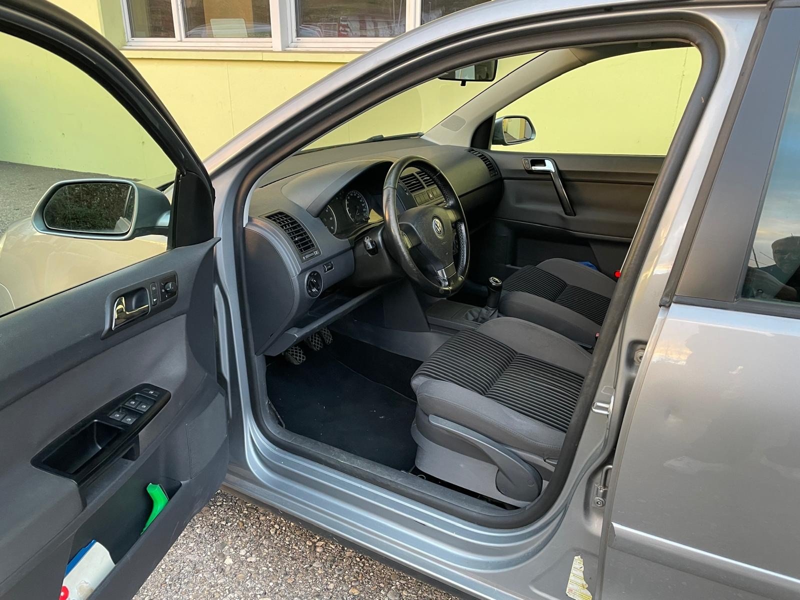 VW Polo 1.4 16V Comfortline, Essence, Occasion / Utilisé, Manuelle - 6