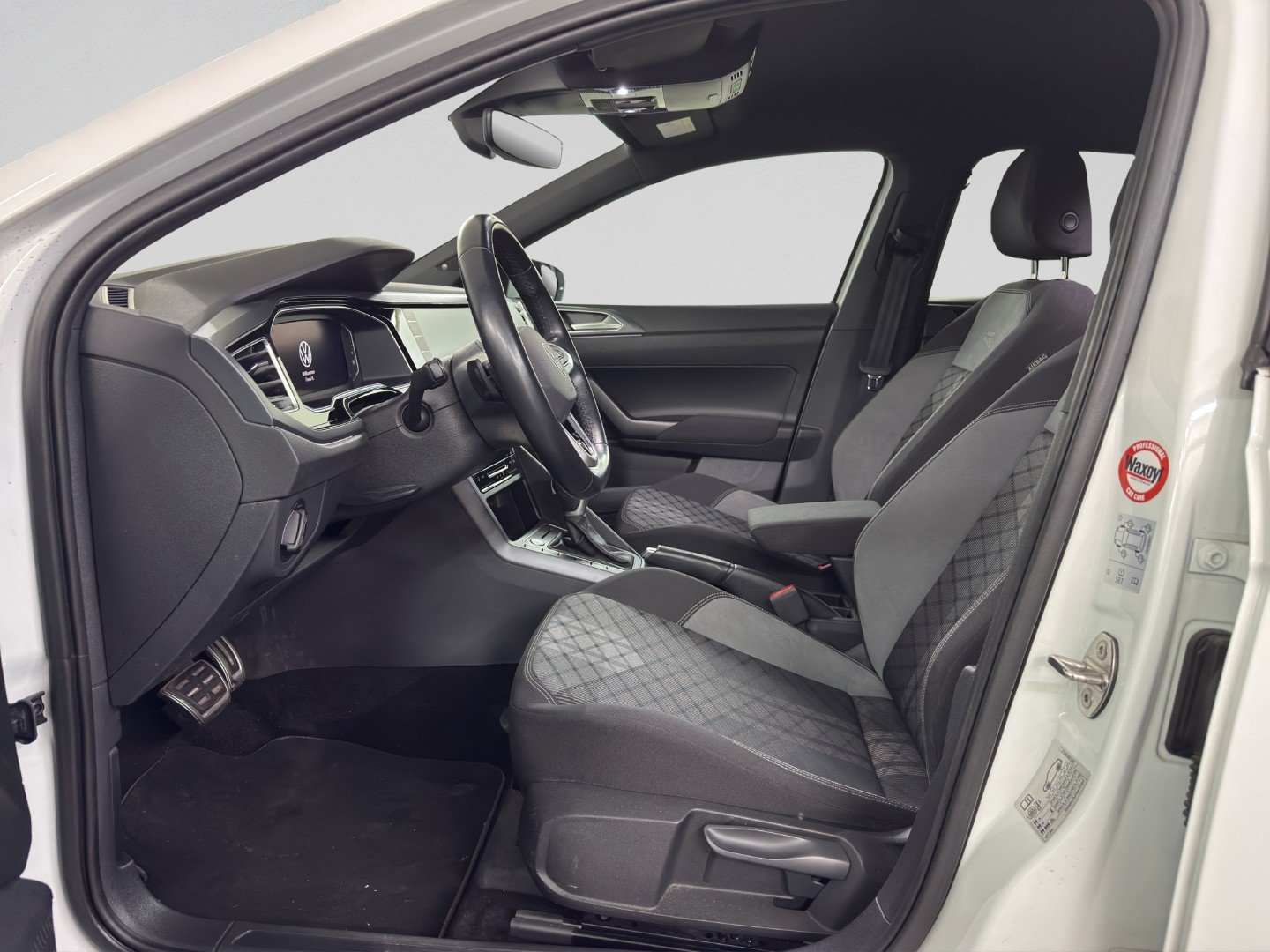 VW Polo 1.0 TSI R-Line DSG, Petrol, Second hand / Used, Automatic - 5