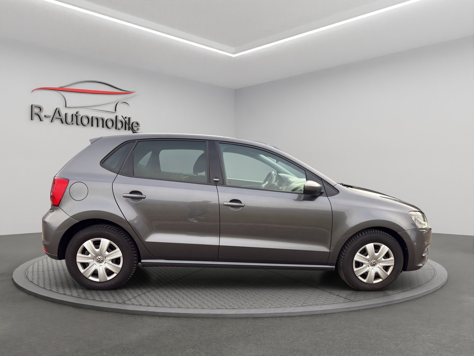 VW Polo 1.2 TSI BMT Sound DSG, Petrol, Second hand / Used, Automatic - 6