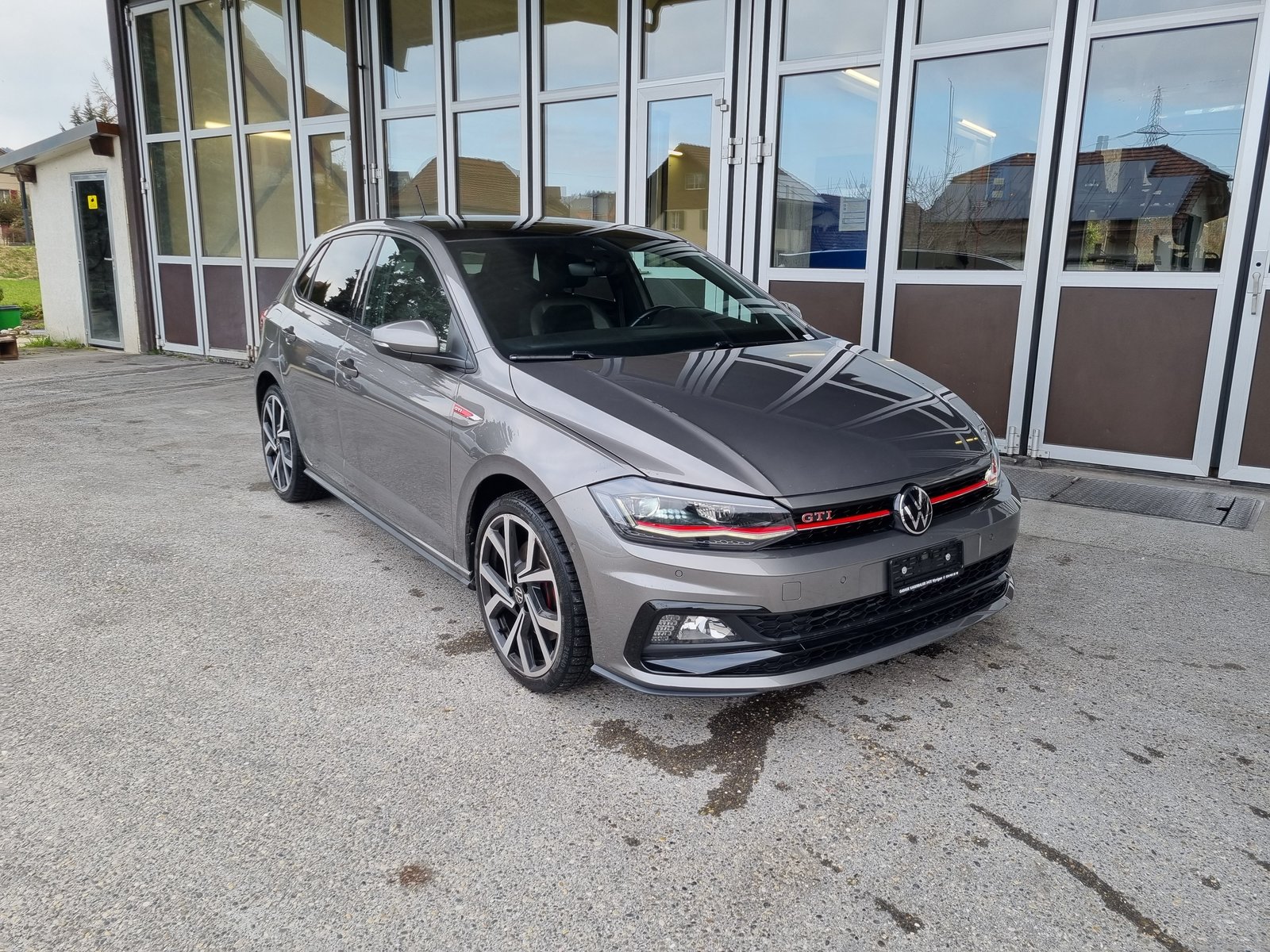VW Polo 2.0 TSI GTI DSG, Petrol, Second hand / Used, Automatic - 2