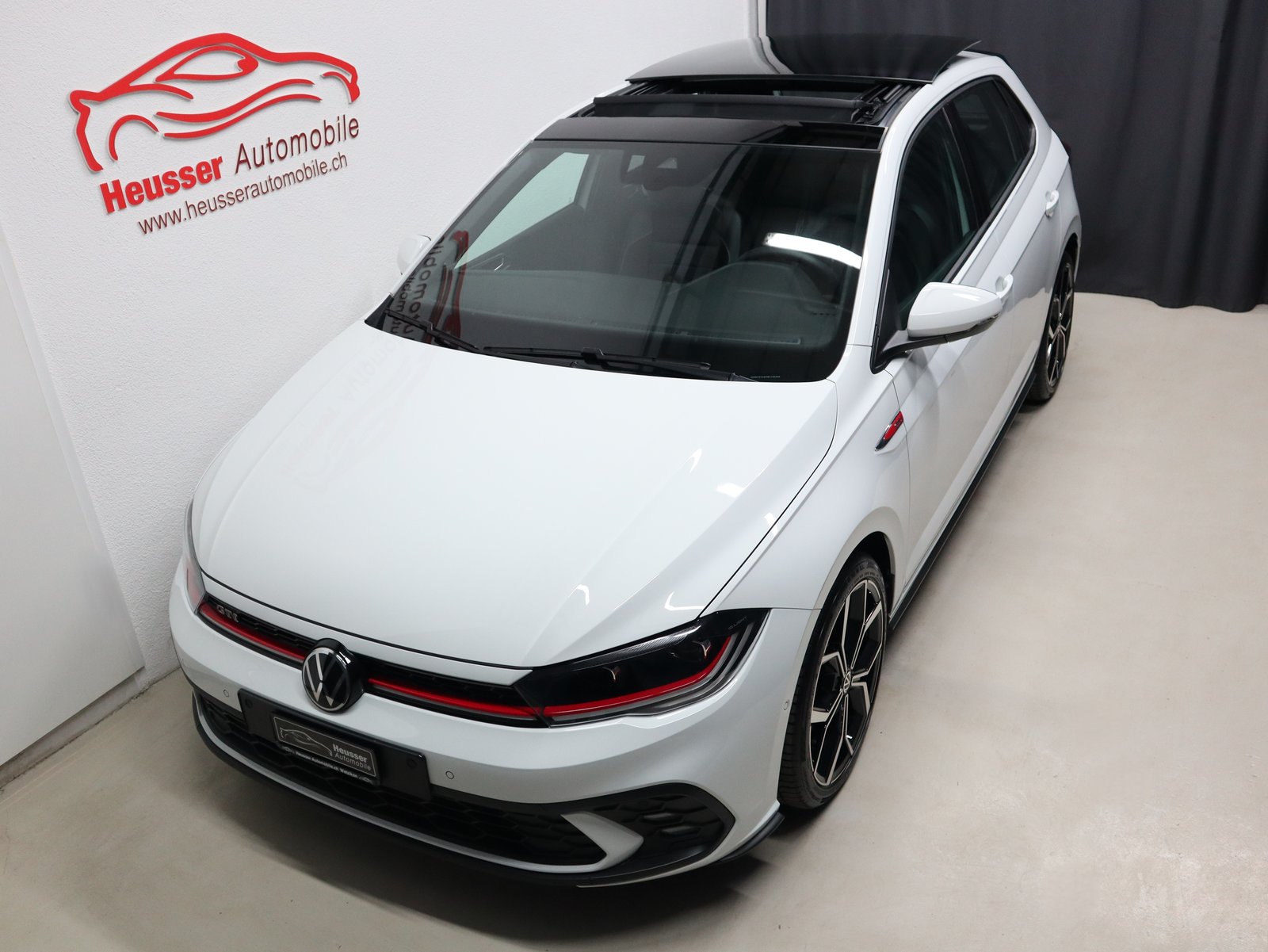 VW Polo 2.0 TSI GTI DSG - IQ Light - Panorama - Navi - Leder, Petrol, Second hand / Used, Automatic - 3