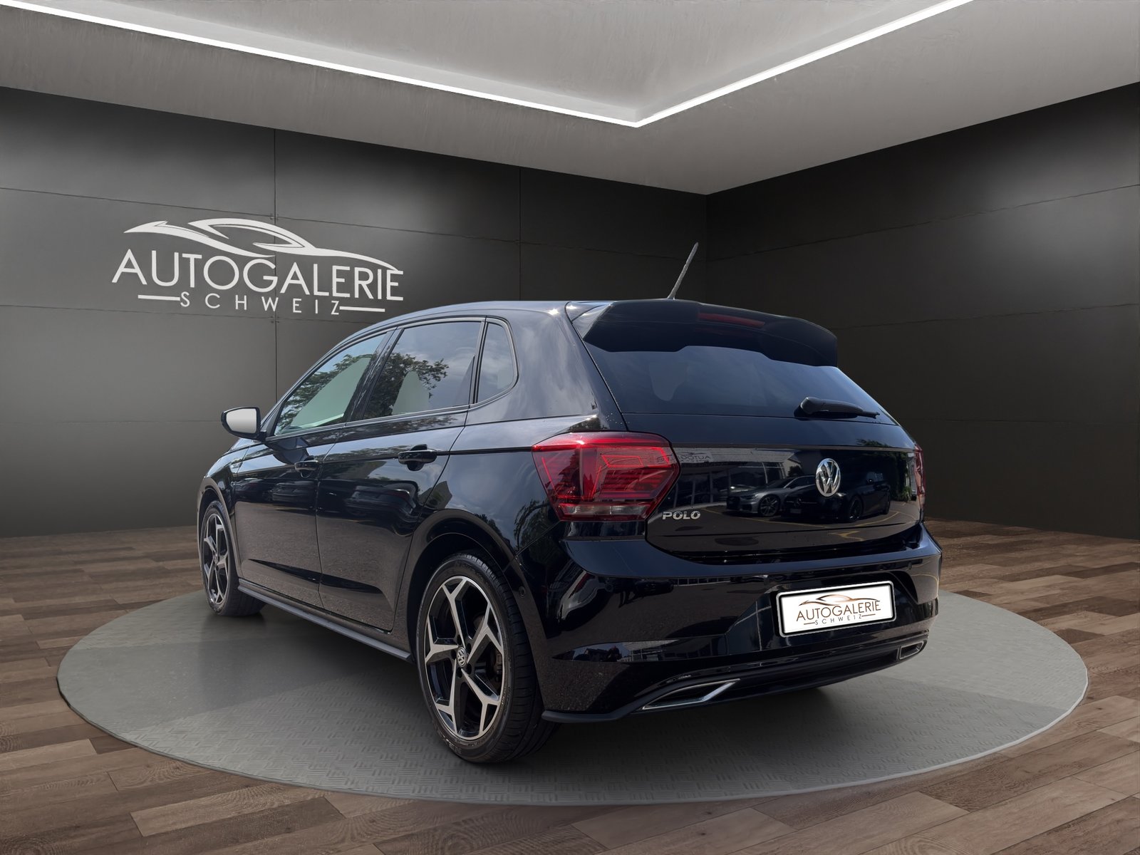 VW Polo 1.0 TSI BMT R-LINE Highline DSG CH Navi PANORAMA, Petrol, Second hand / Used, Automatic - 3