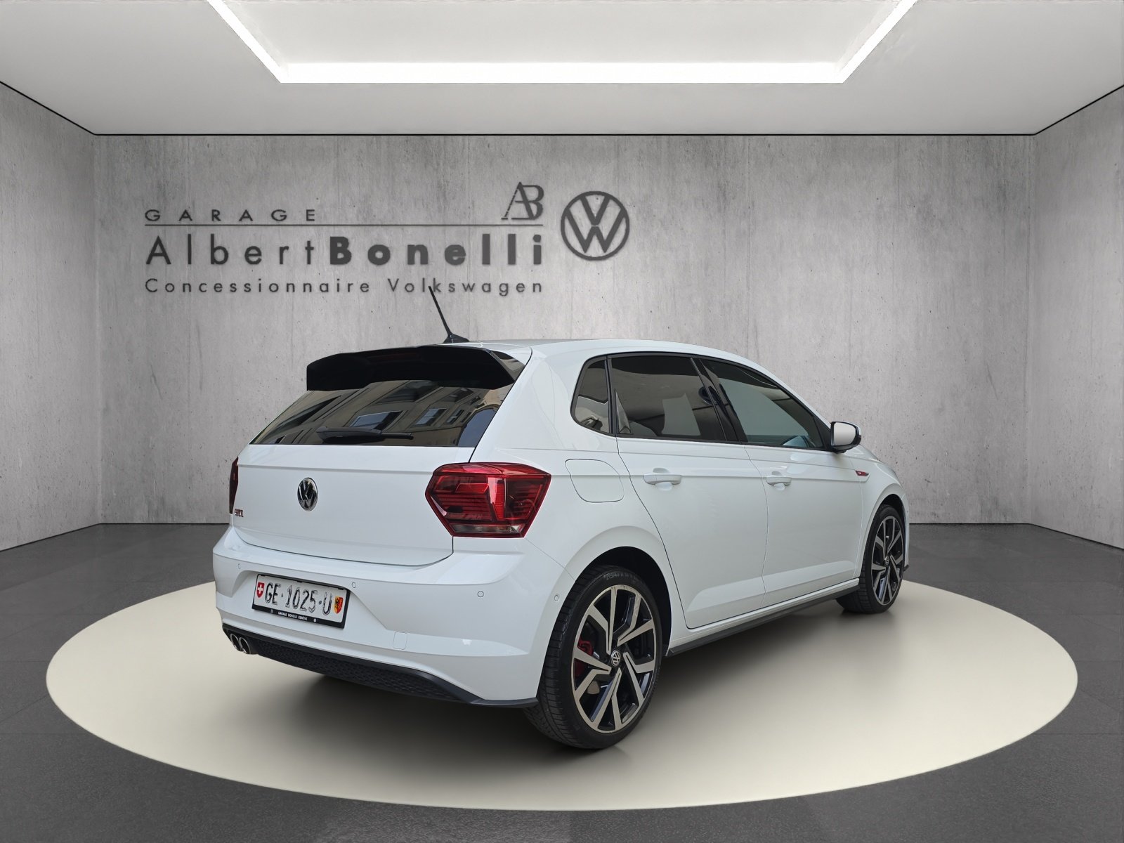 VW Polo 2.0 TSI GTI DSG, Essence, Occasion / Utilisé, Automatique - 3
