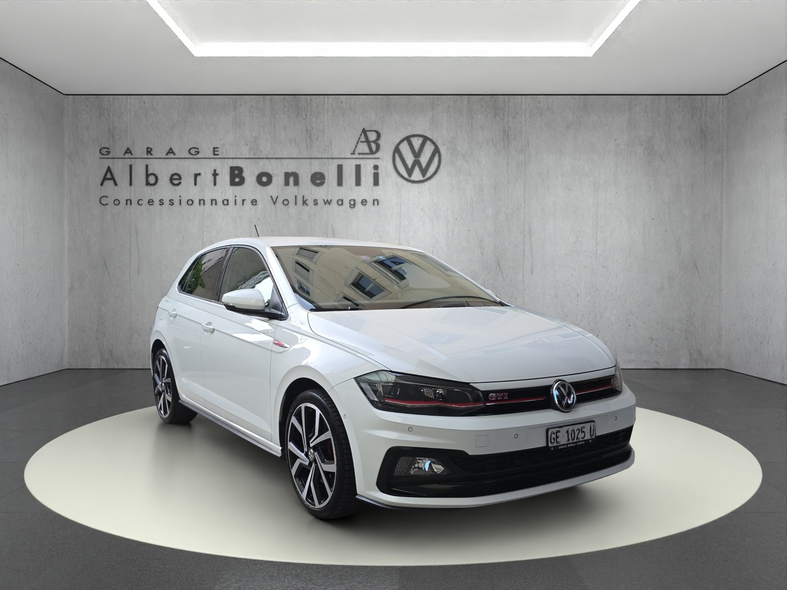 VW Polo 2.0 TSI GTI DSG, Essence, Occasion / Utilisé, Automatique - 4