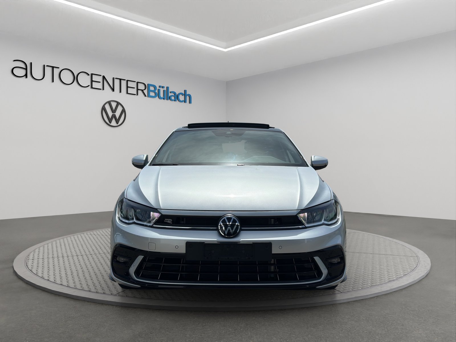 VW Polo 1.0 TSI R-Line DSG, Petrol, Second hand / Used, Automatic - 2