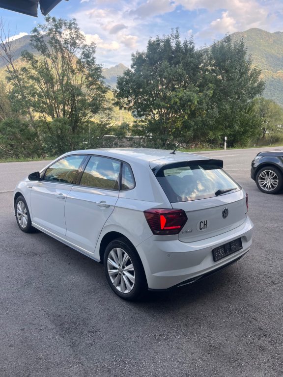 VW POLO x, Liquid Gas (LPG) / Petrol, Second hand / Used, Manual - 5