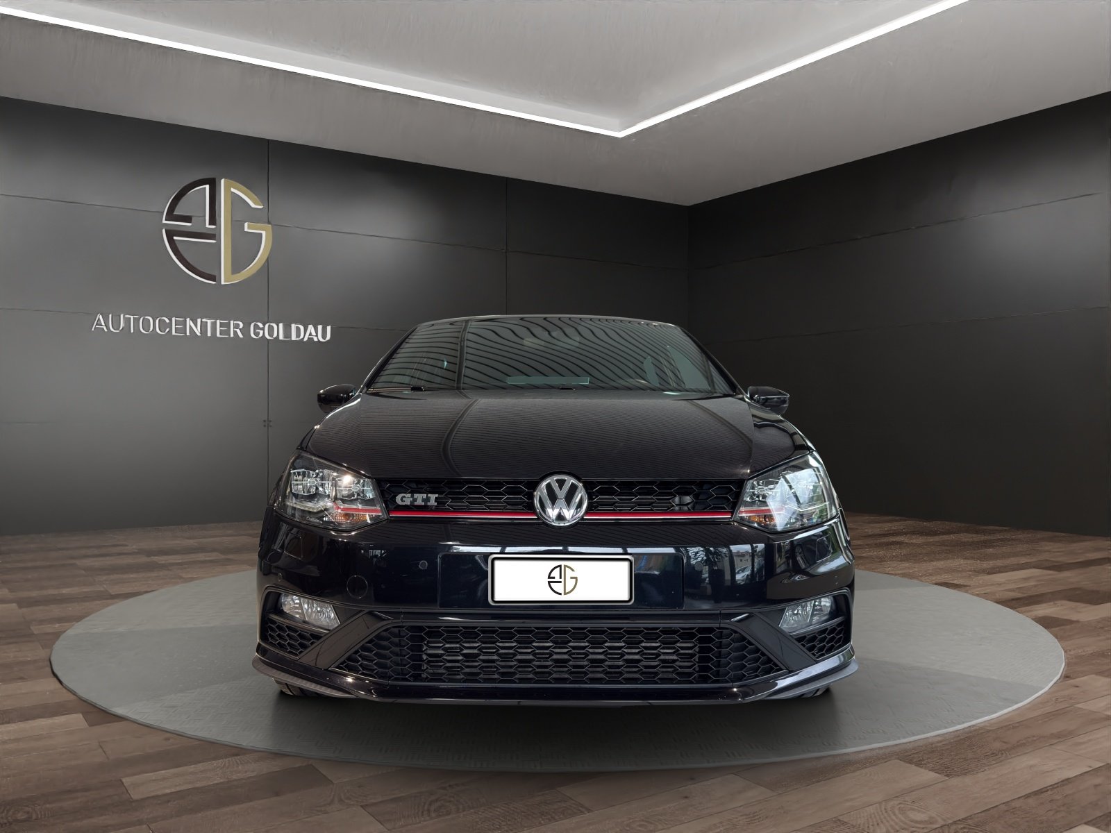 VW Polo 1.8 TSI GTI, Petrol, Second hand / Used, Manual - 7