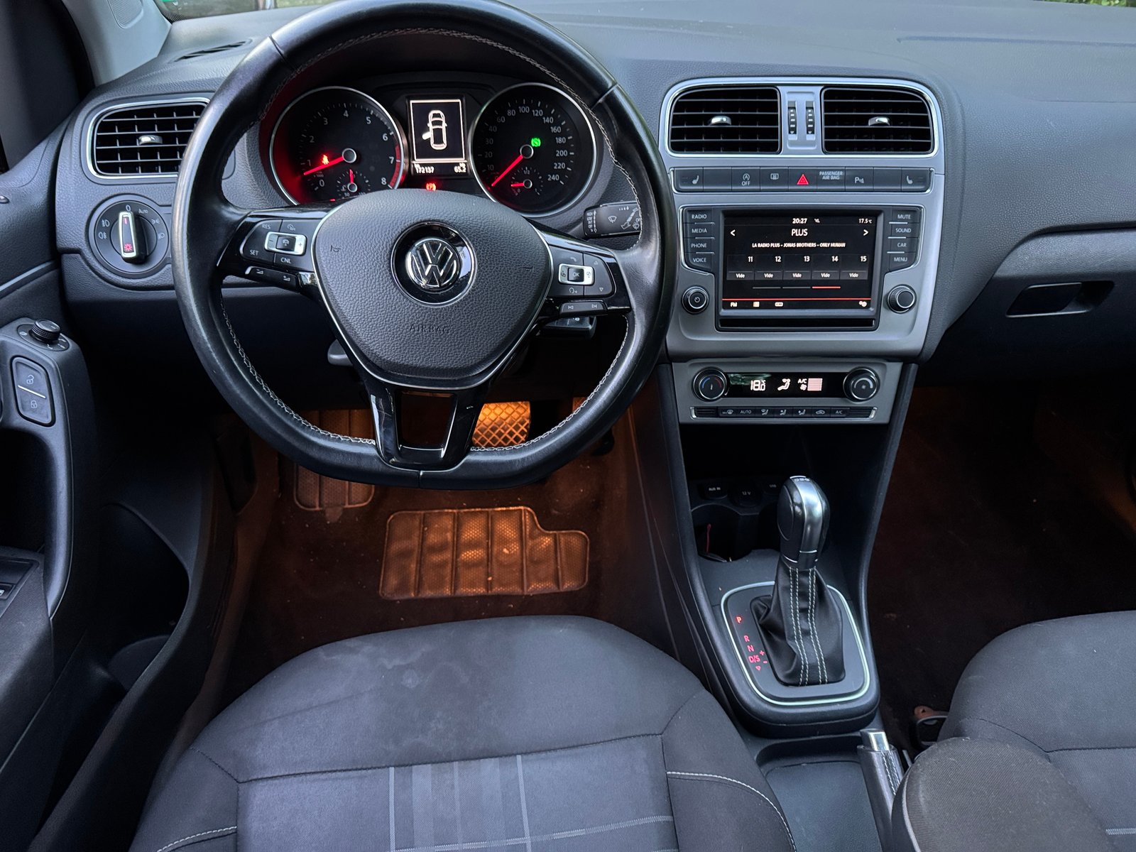 VW Polo 1.2 TSI BMT Lounge DSG, Benzina, Occasioni / Usate, Automatico - 2