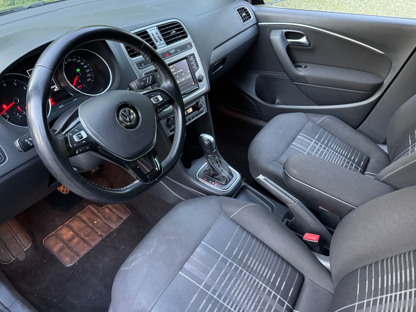 VW Polo 1.2 TSI BMT Lounge DSG, Benzina, Occasioni / Usate, Automatico - 3