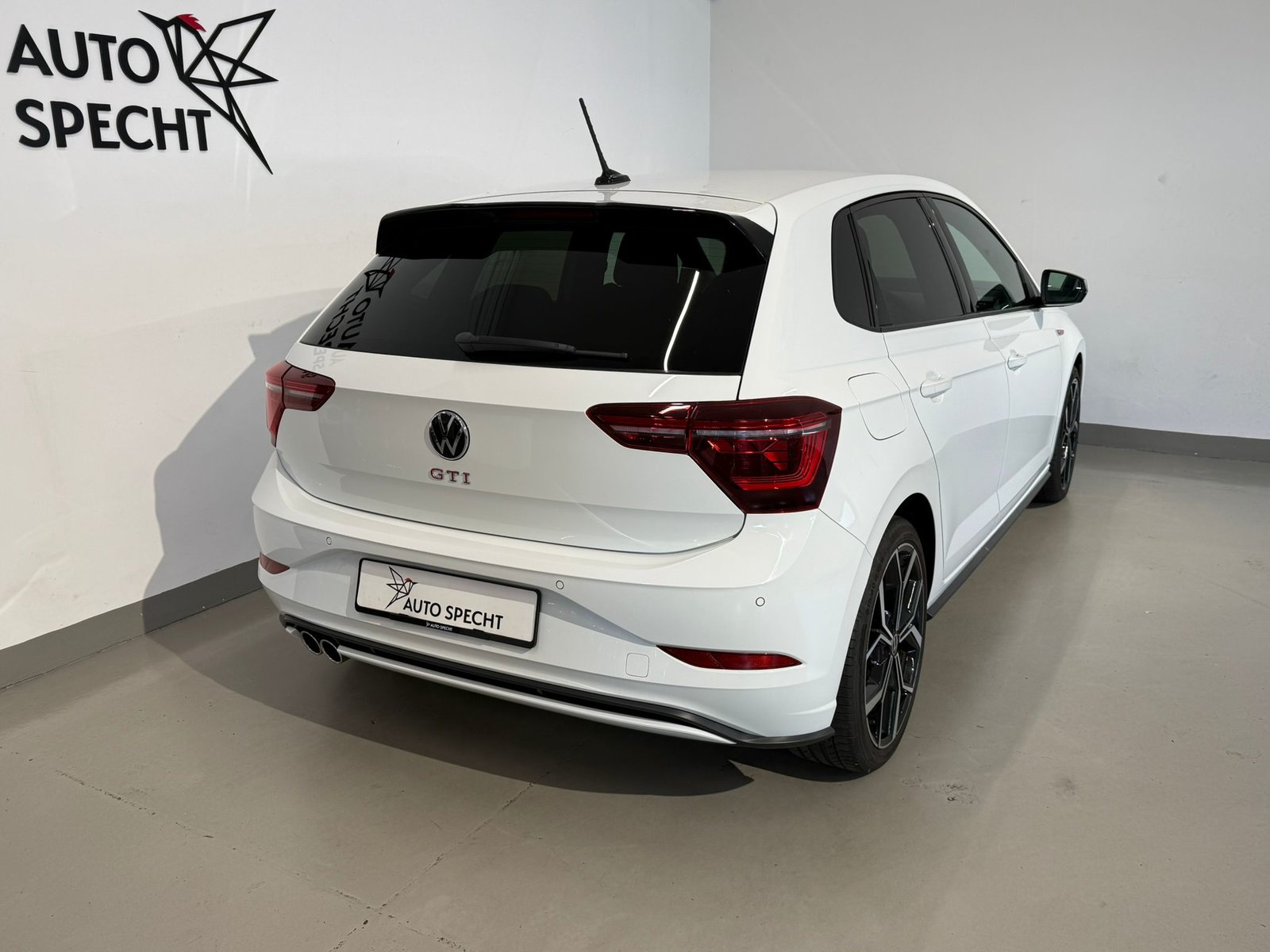 VW Polo 2.0 TSI GTI DSG, Petrol, Second hand / Used, Automatic - 5
