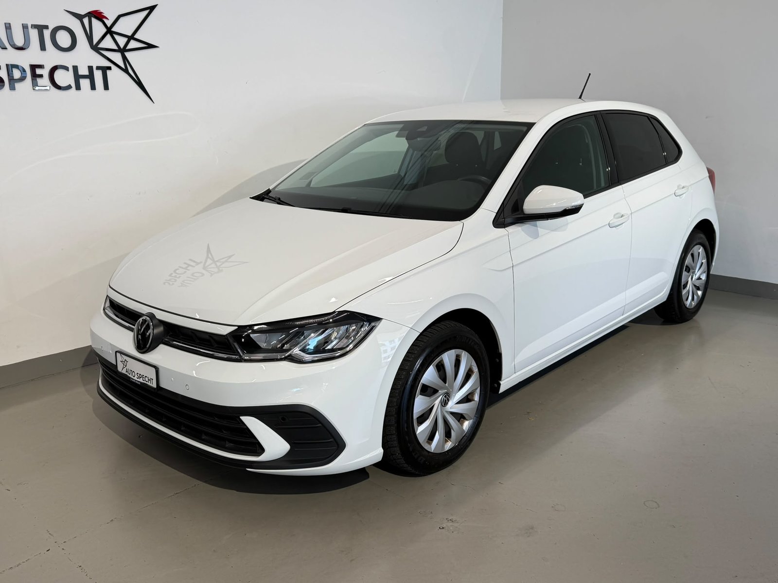VW Polo 1.0 TSI Life DSG, Petrol, Second hand / Used, Automatic - 2