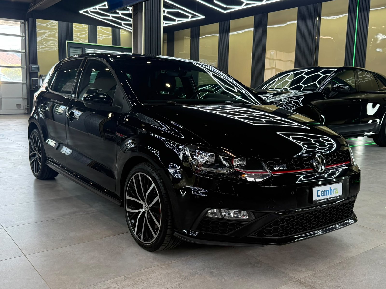 VW Polo 1.8 TSI GTI DSG, Essence, Occasion / Utilisé, Automatique - 3