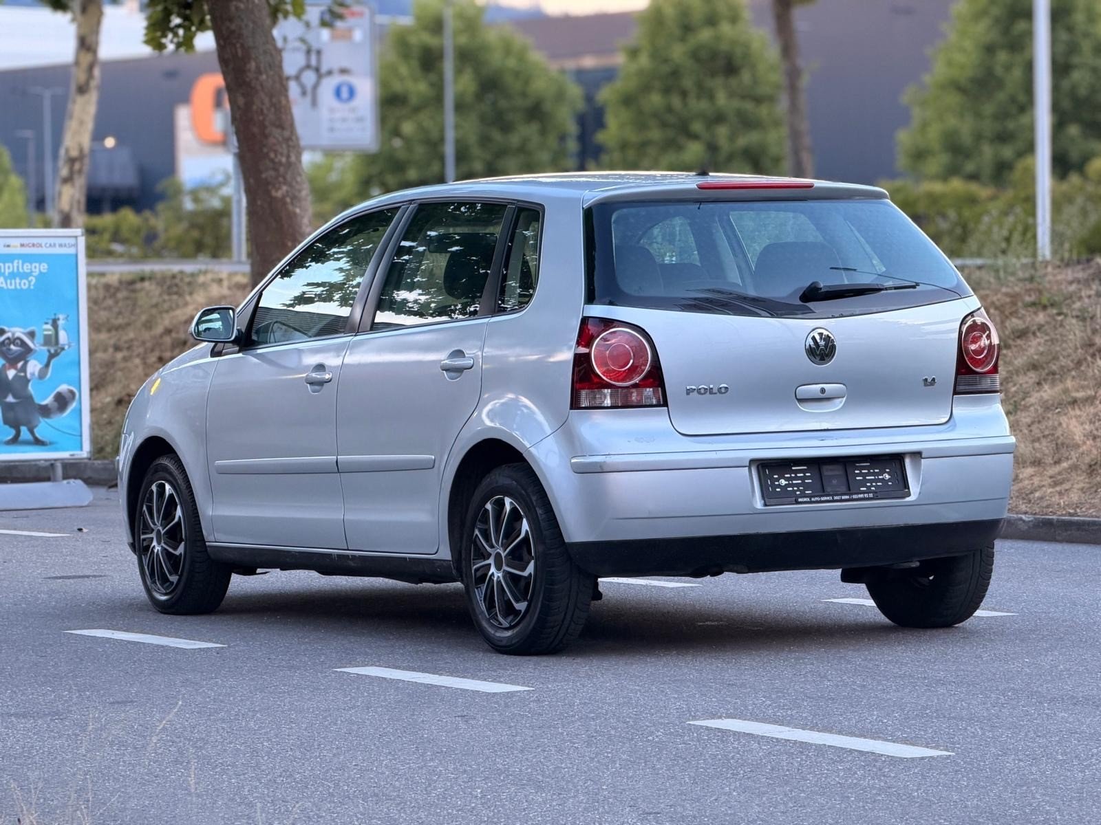 VW Polo 1.4 16V Sportline, Benzin, Occasion / Gebraucht, Handschaltung - 7
