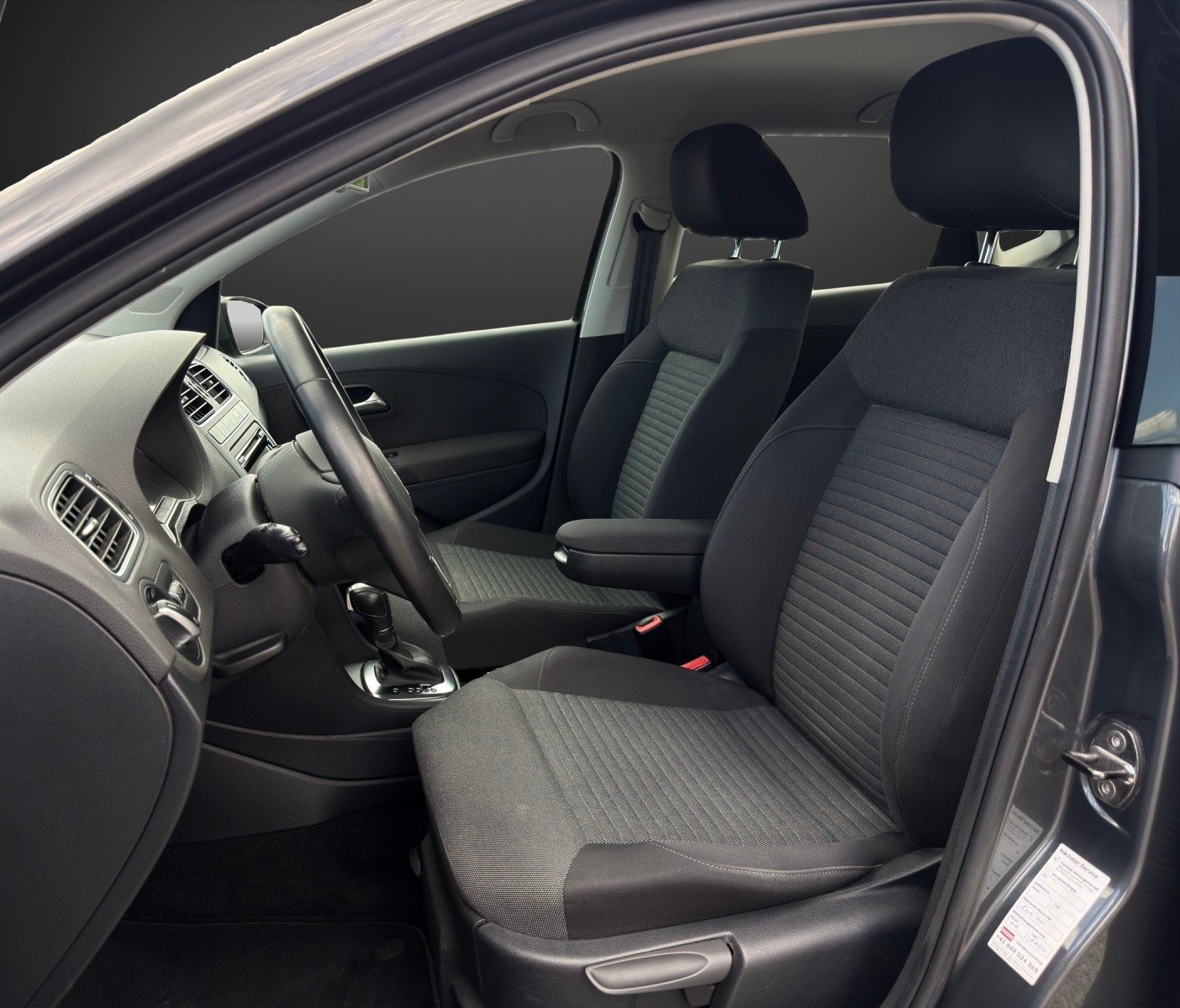 VW Polo 1.2 TSI Comfortline DSG mit 105 PS, Benzina, Occasioni / Usate, Automatico - 7