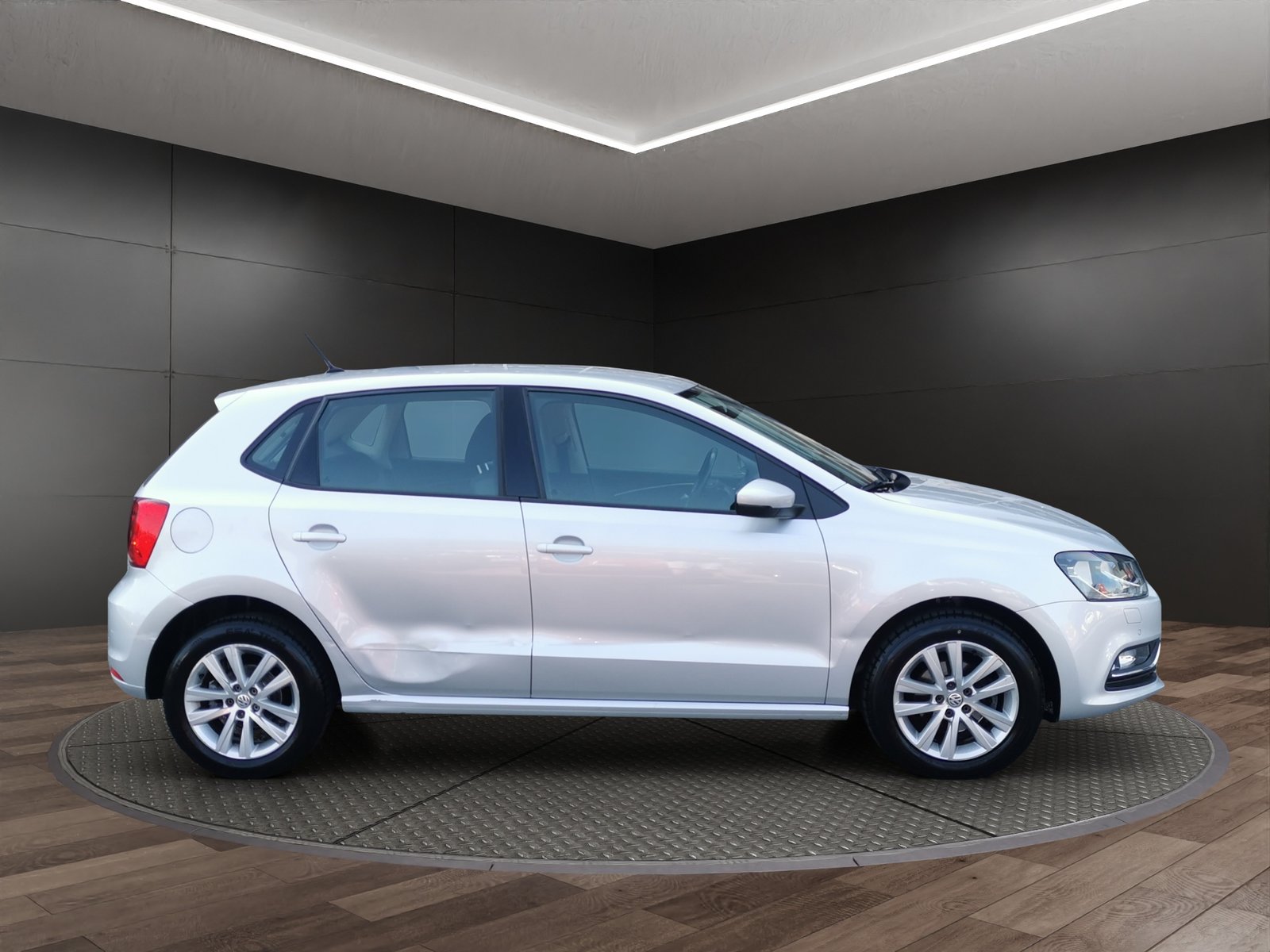 VW Polo 1.2 TSI BMT Comfortline DSG, Essence, Occasion / Utilisé, Automatique - 5