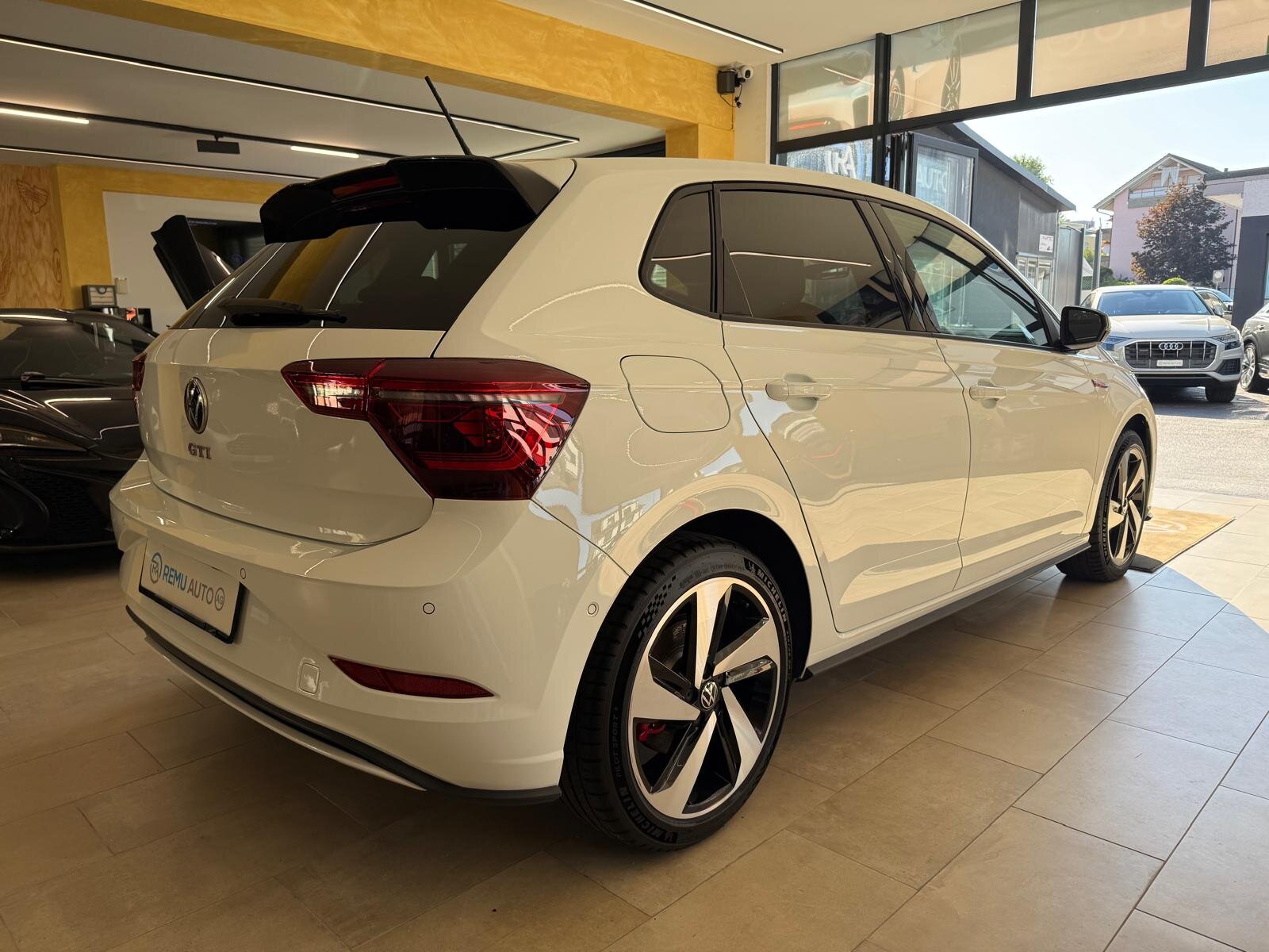 VW Polo 2.0 TSI GTI DSG, Essence, Occasion / Utilisé, Automatique - 4
