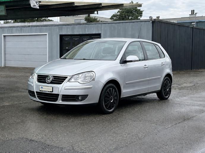 VW Polo 1.4 16V Trendline Automatic, Benzin, Occasion / Gebraucht, Automatik