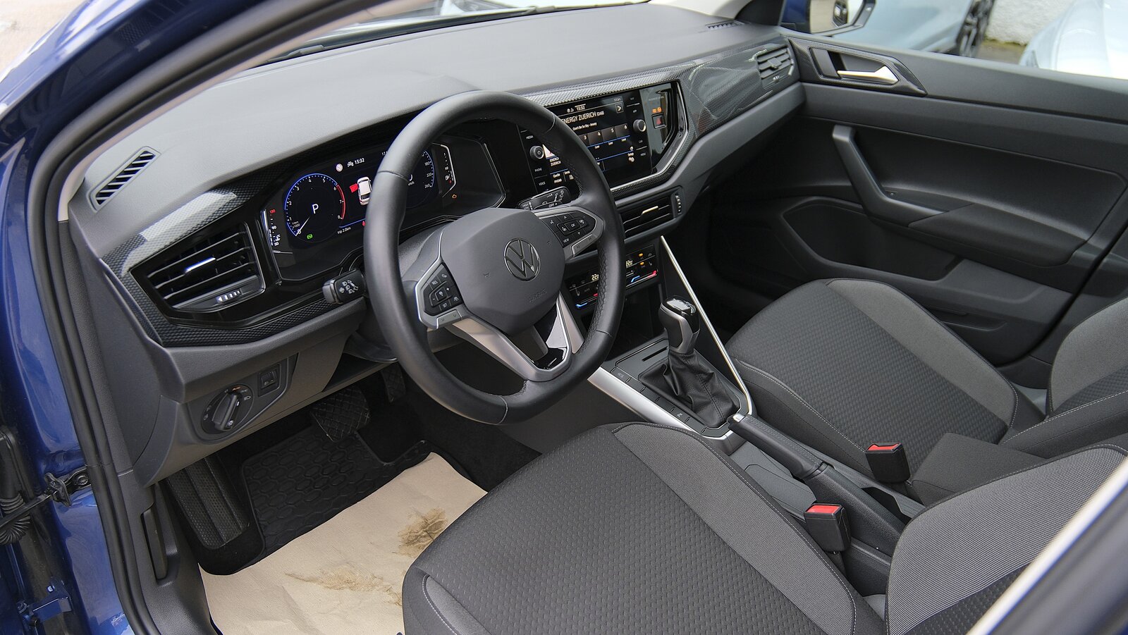 VW Polo 1.0 TSI Life DSG, Essence, Occasion / Utilisé, Automatique - 3