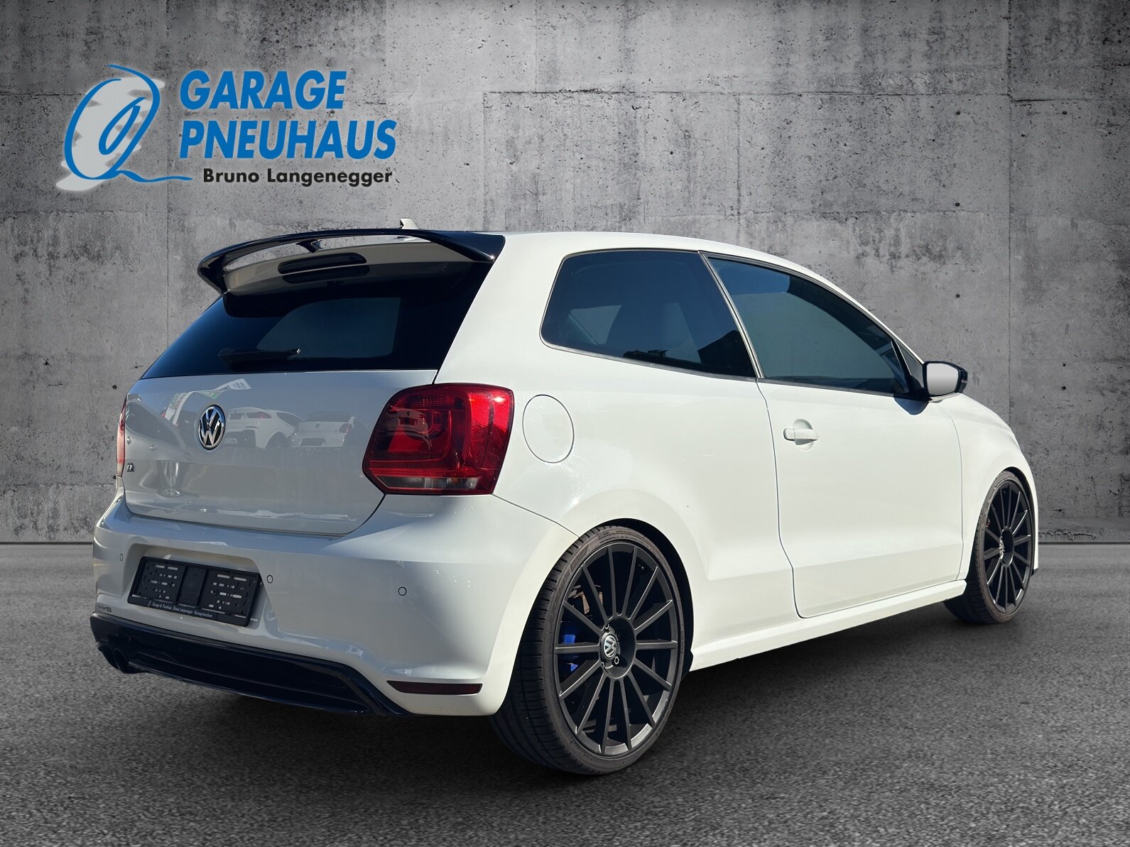VW Polo 2.0 TSI R WRC, Benzin, Occasion / Gebraucht, Handschaltung - 4