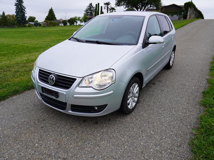 VW Polo 1.4 16V Comfortline Automatic, Benzin, Occasion / Gebraucht, Automatik
