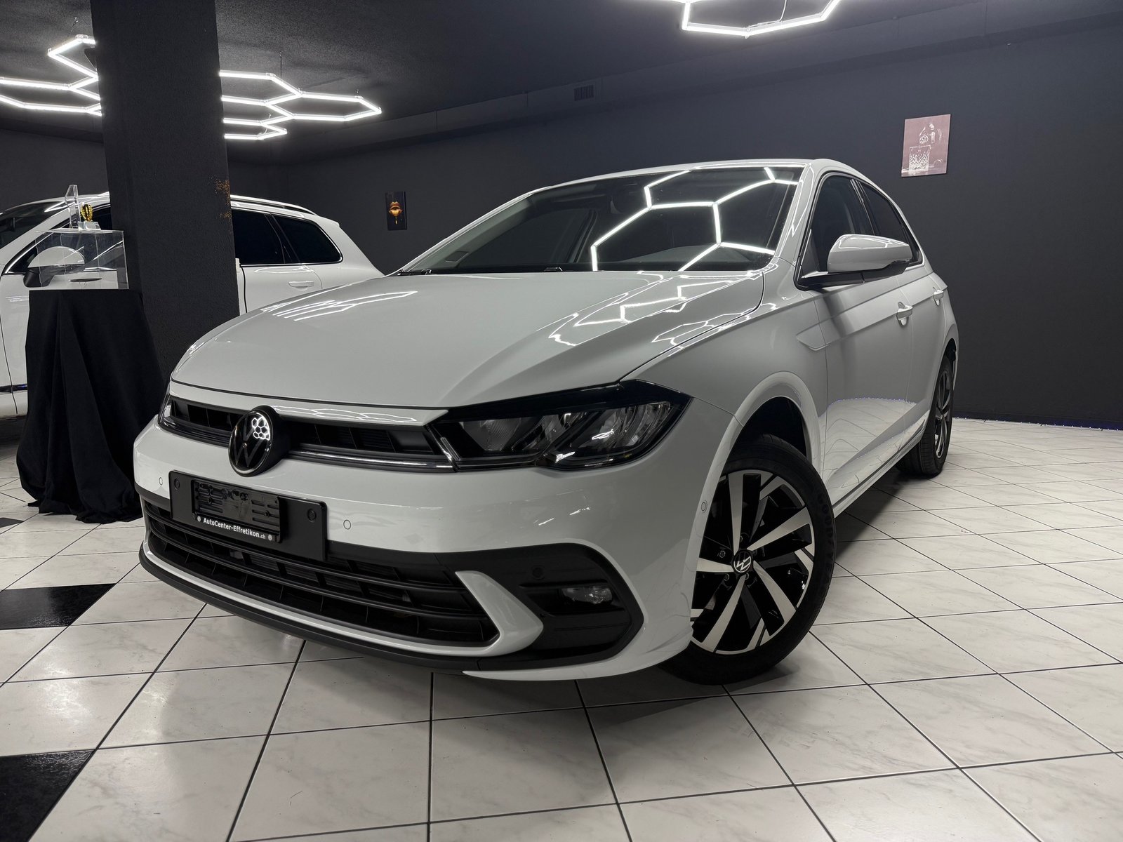 VW Polo 1.0 TSI Life DSG, Essence, Voiture de démonstration, Automatique - 2