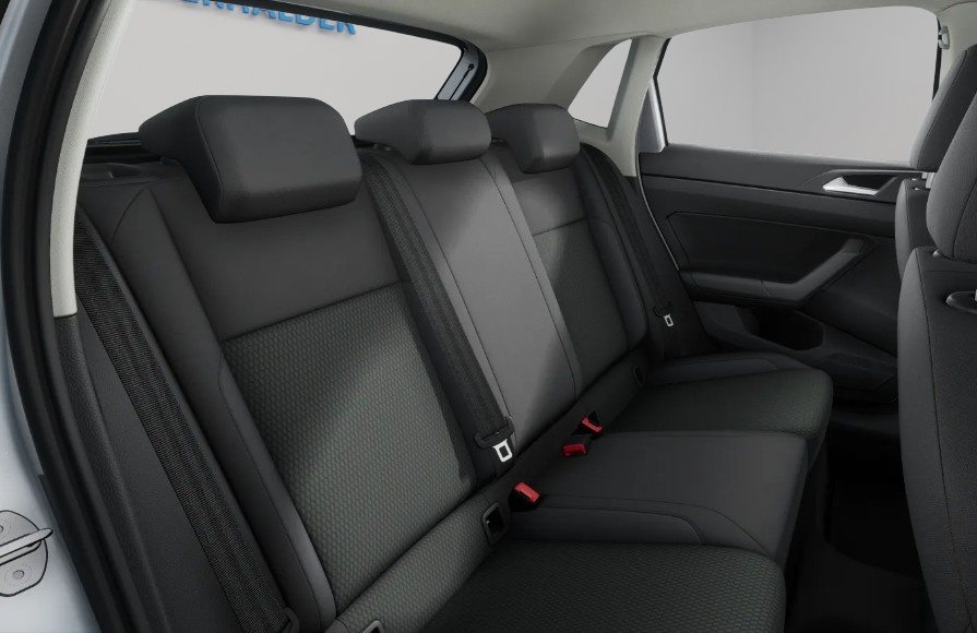 VW Polo Life, Petrol, New car, Automatic - 4