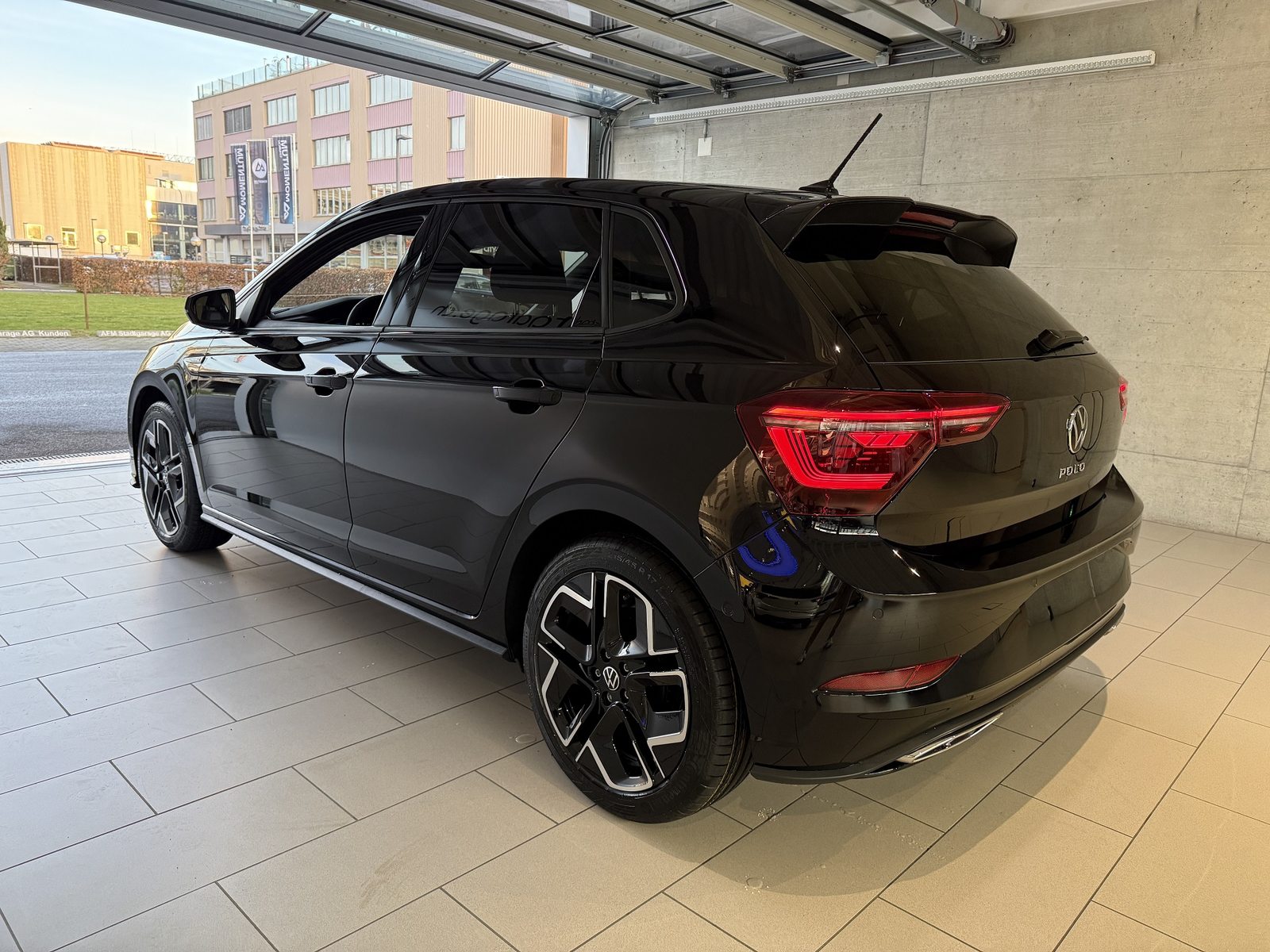 VW Polo R-Line, Benzina, Auto nuove, Automatico - 4