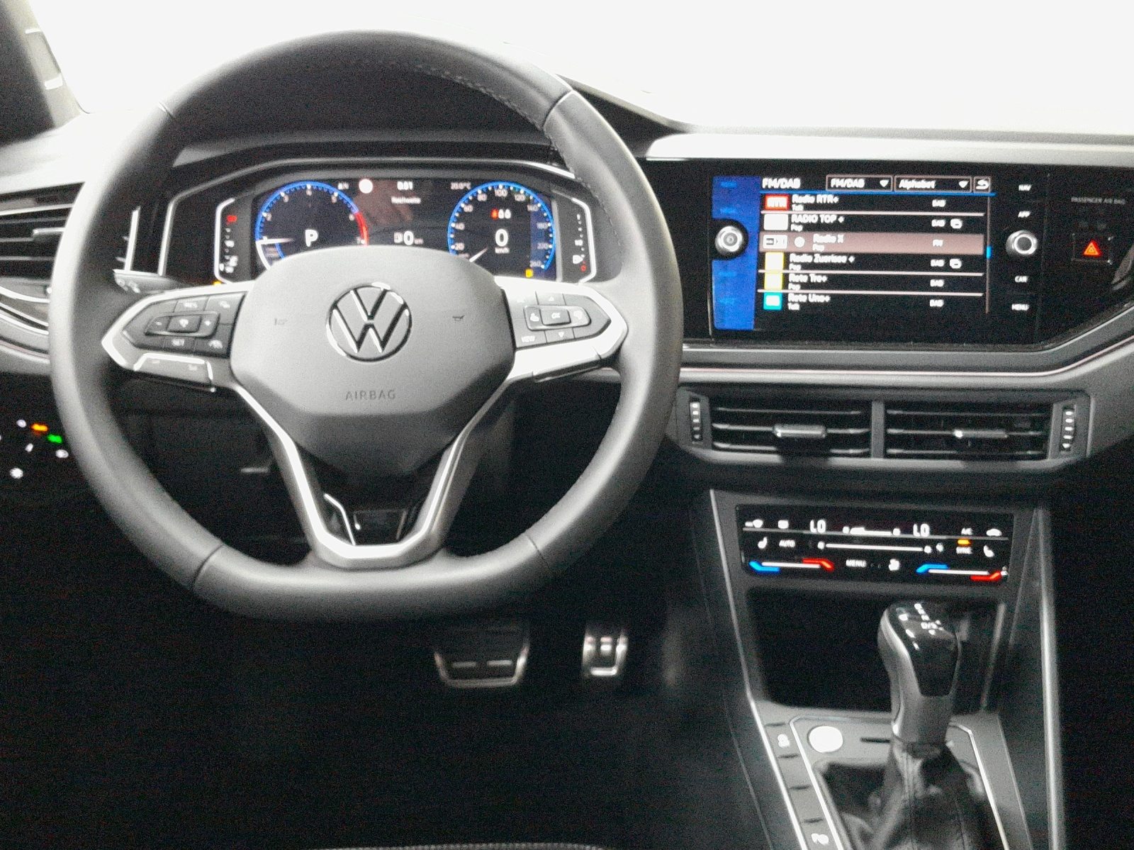 VW Polo R-Line, Essence, Voiture nouvelle, Automatique - 2