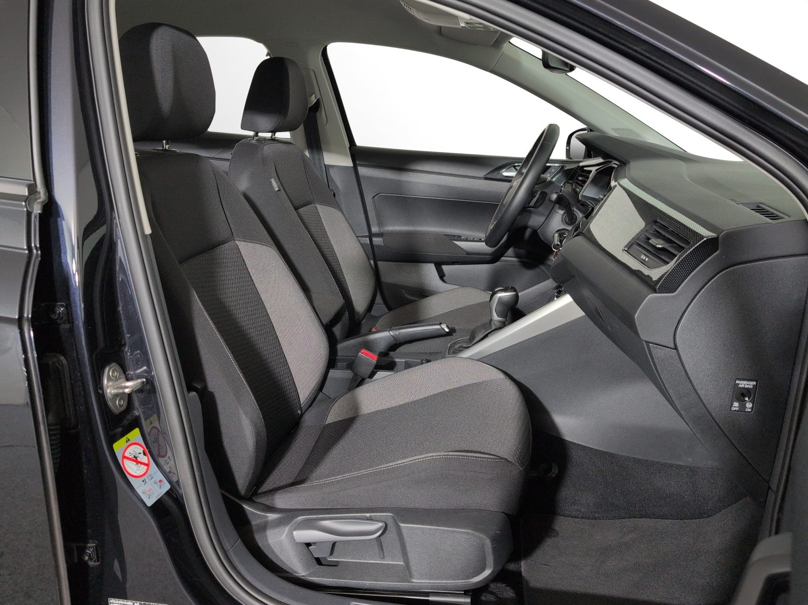 VW Polo Life, Petrol, New car, Automatic - 7