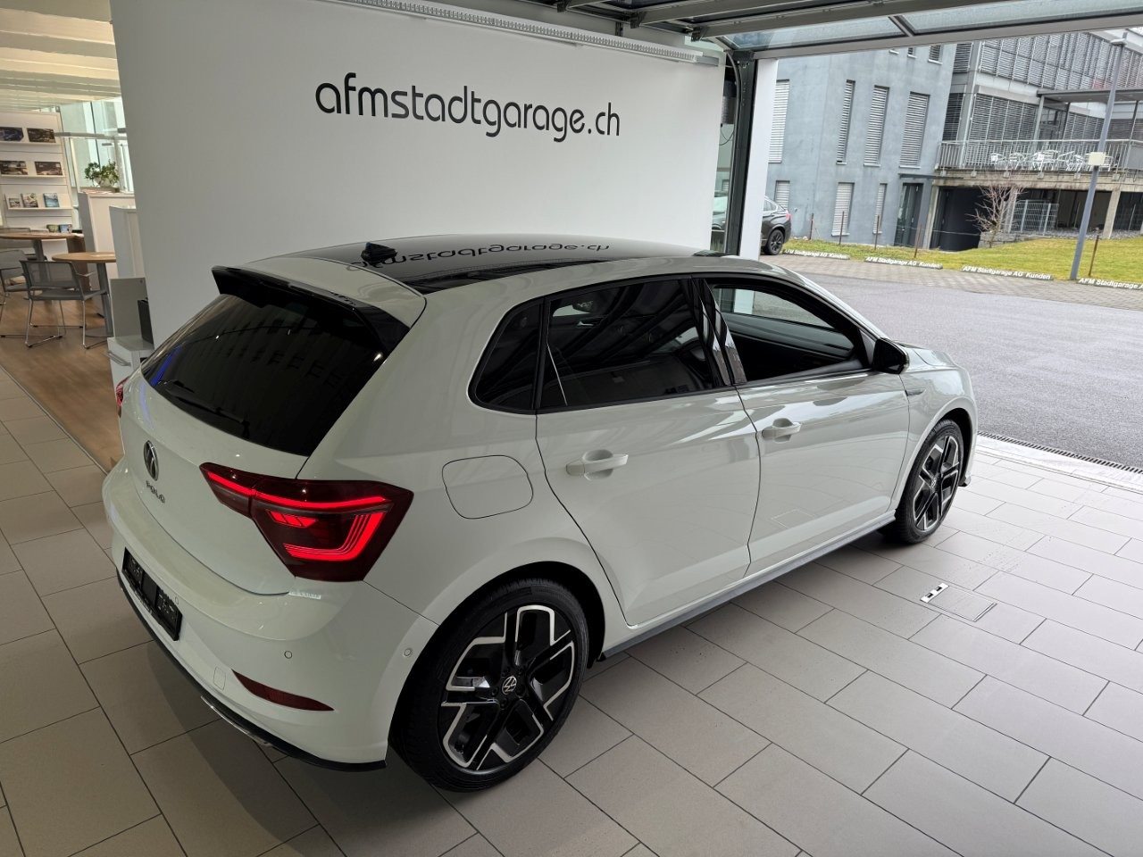 VW Polo R-Line, Benzina, Auto nuove, Automatico - 3