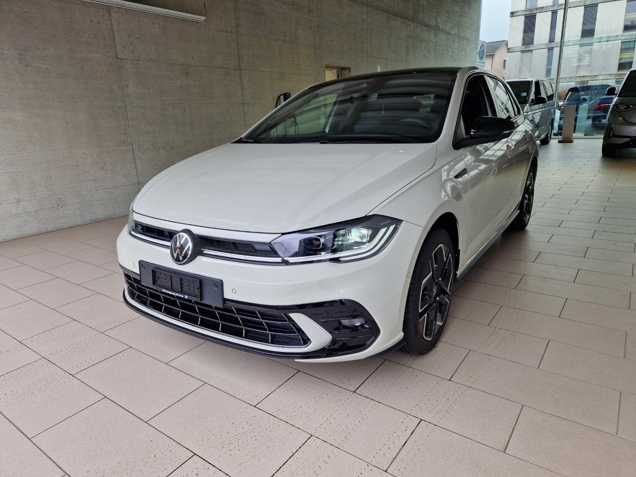 VW Polo R-Line, Petrol, New car, Automatic - 3
