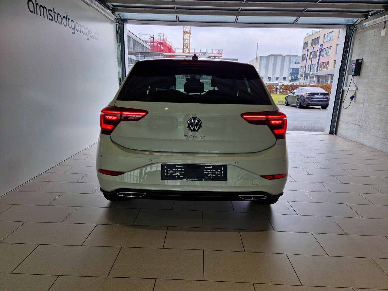 VW Polo R-Line, Petrol, New car, Automatic - 5