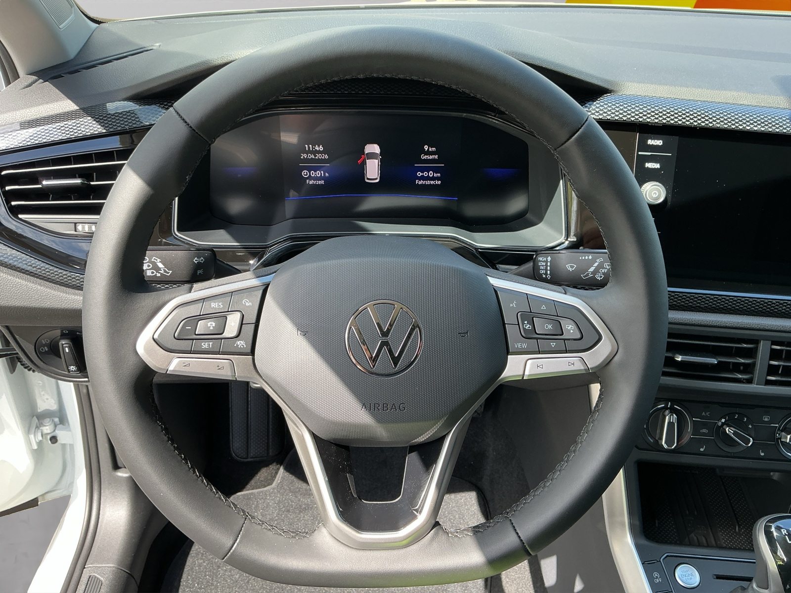 VW Polo Life, Essence, Voiture nouvelle, Manuelle - 6