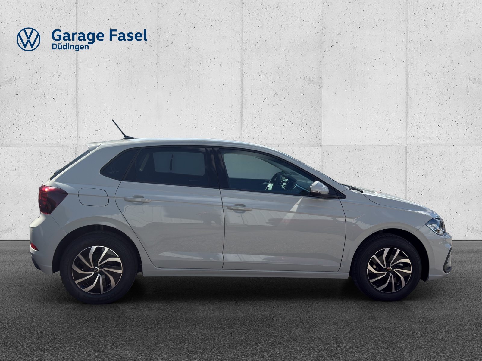 VW Polo Life, Petrol, New car, Manual - 6