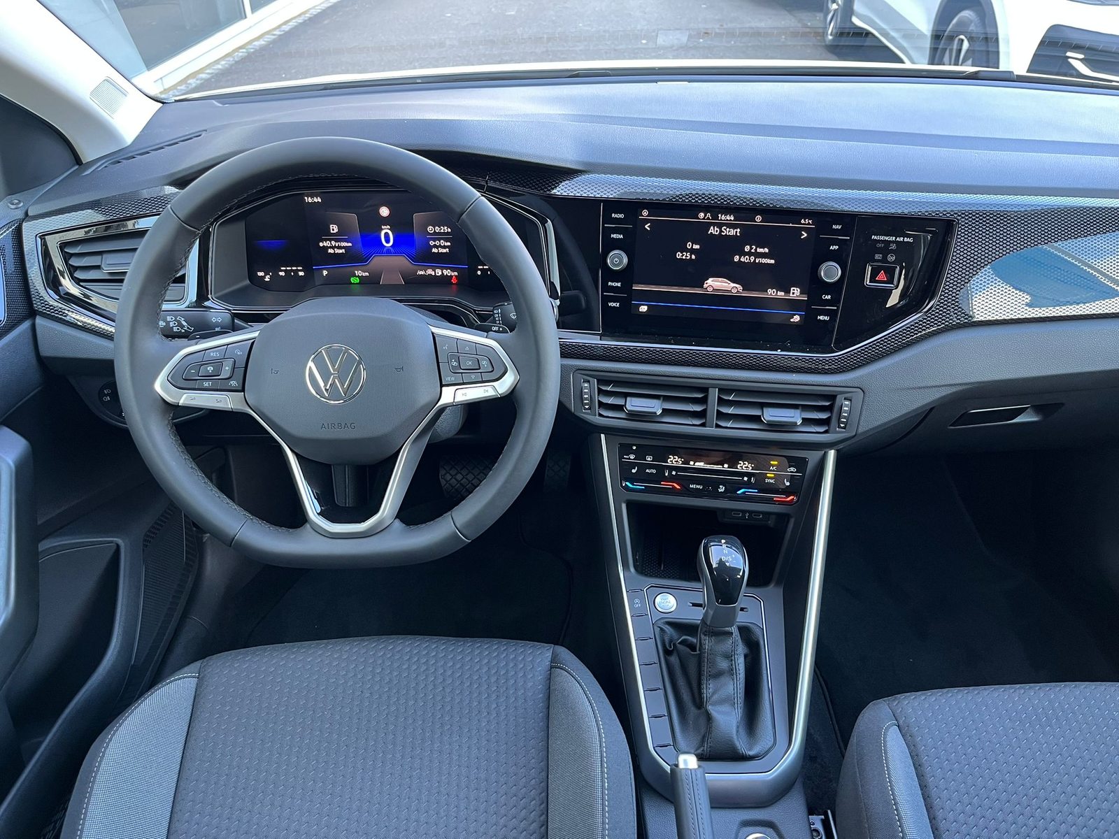 VW Polo Life, Petrol, New car, Automatic - 7
