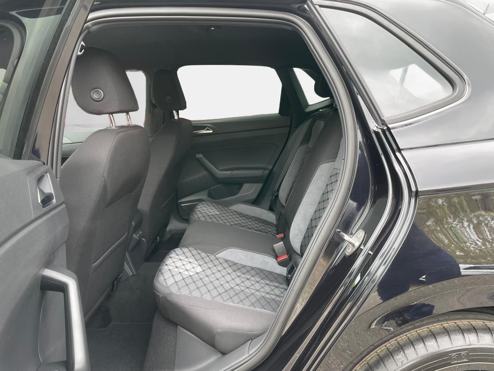 VW Polo R-Line, Benzina, Auto nuove, Automatico - 6